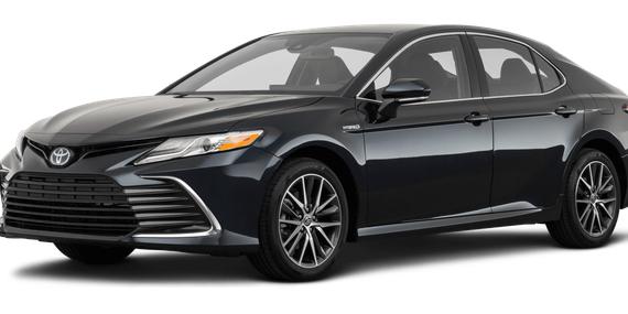 TOYOTA CAMRY 2021 4T1C11AK0MU556142 image