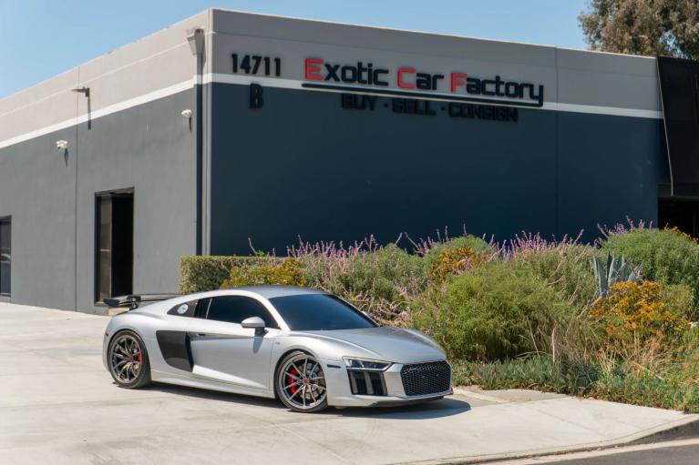 audi r8 2017 WUAEAAFX2H7901292 image audi r8 2017 WUAEAAFX2H7901292 image