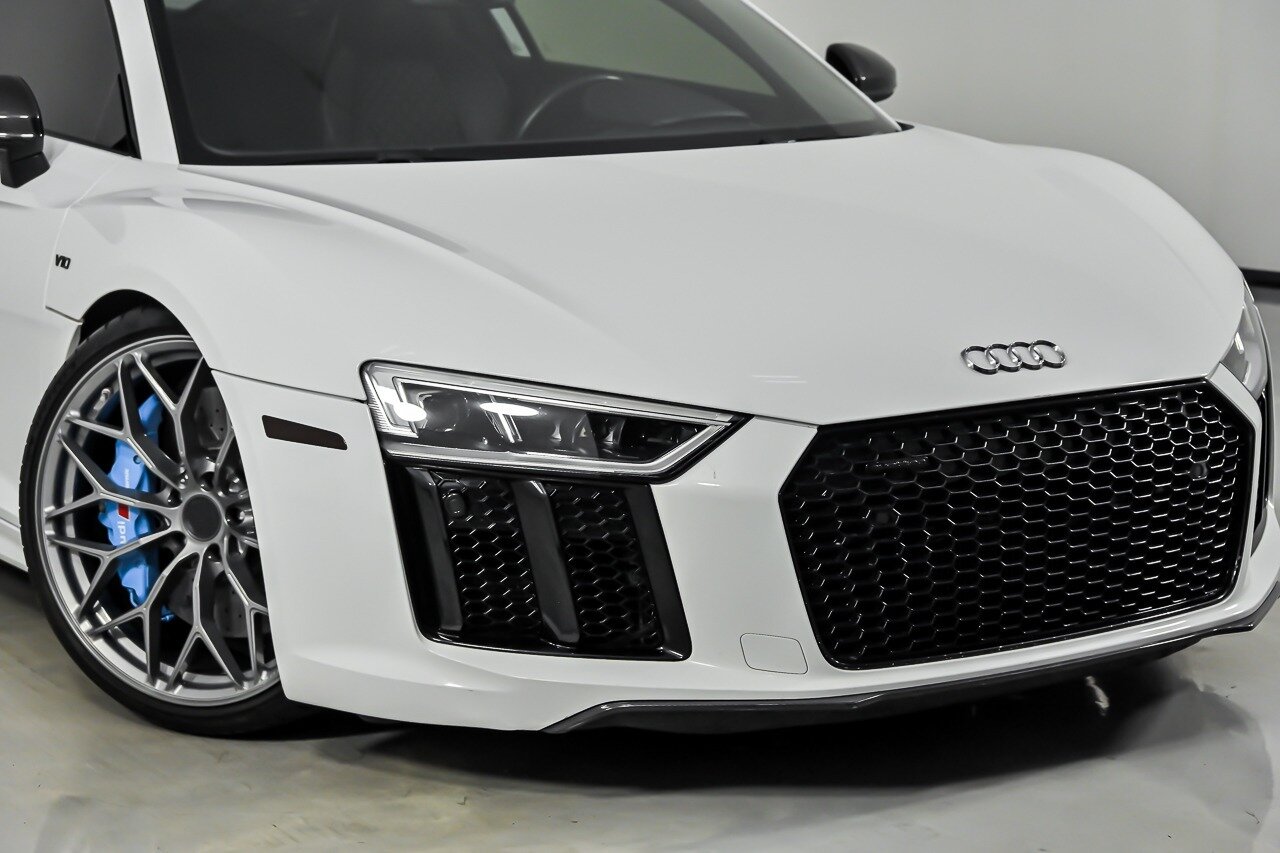 audi r8 2017 WUAKBAFX9H7901094 image audi r8 2017 WUAKBAFX9H7901094 image