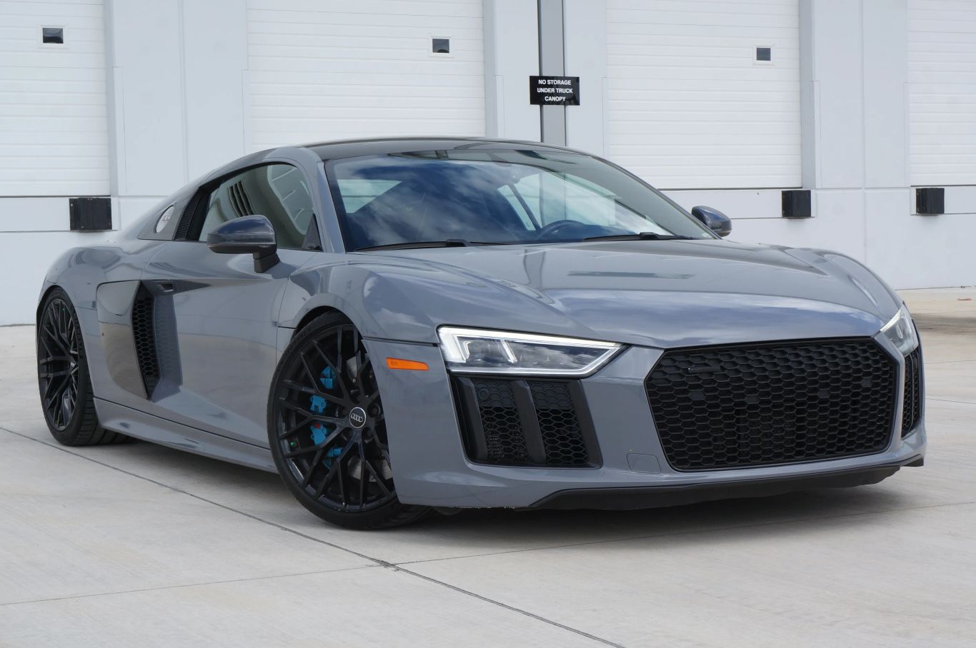 audi r8 2017 WUAEAAFX7H7901062 image audi r8 2017 WUAEAAFX7H7901062 image