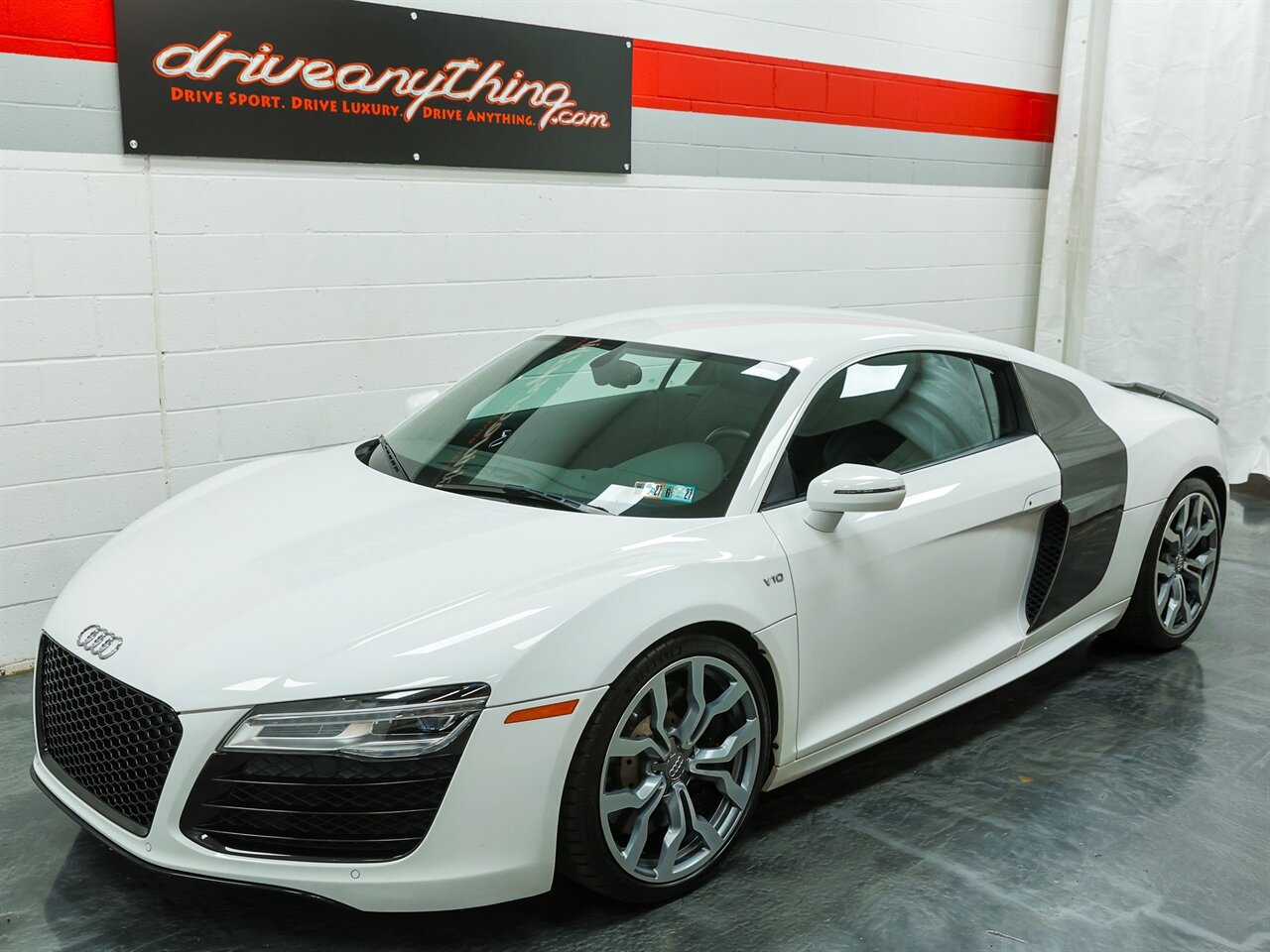 audi r8 2014 WUAANAFG2EN002104 image audi r8 2014 WUAANAFG2EN002104 image