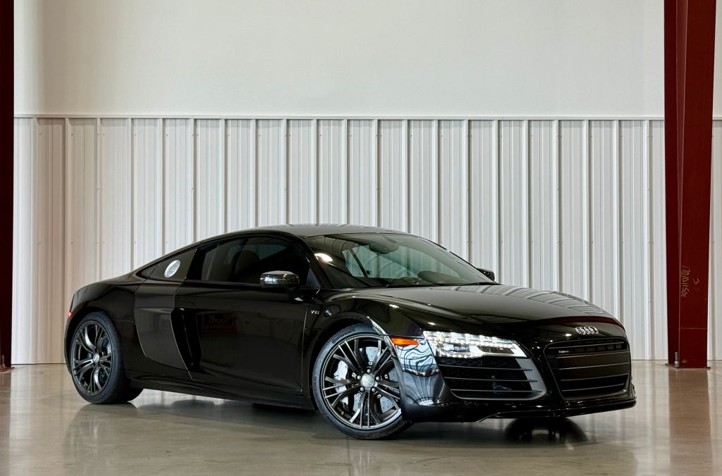 audi r8 2015 WUAKNAFG3FN000562 image audi r8 2015 WUAKNAFG3FN000562 image