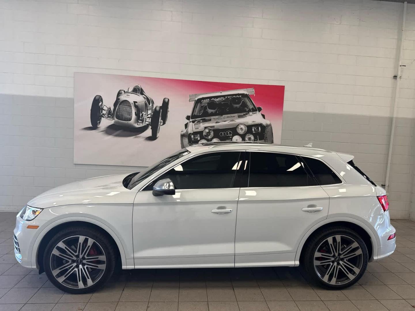 audi sq5 2020 WA1B4AFY8L2040121 image