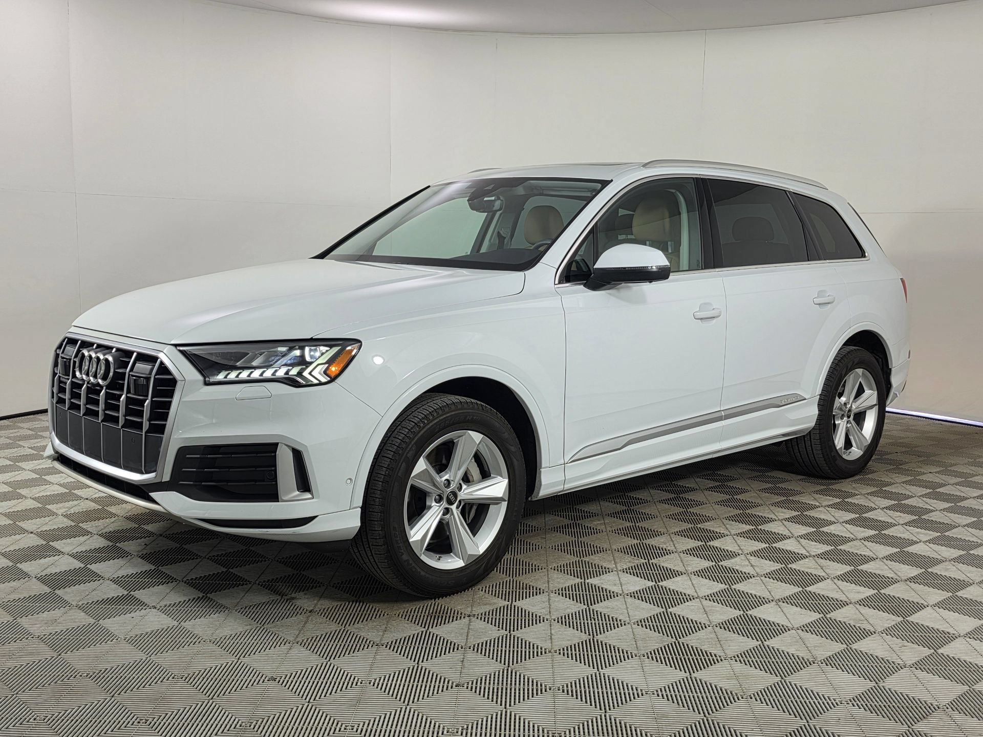 audi q7 2023 WA1LCBF7XPD030012 image audi q7 2023 WA1LCBF7XPD030012 image