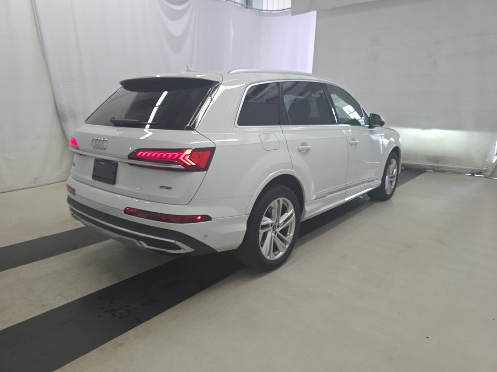 audi q7 2023 WA1AXBF70PD012470 image audi q7 2023 WA1AXBF70PD012470 image
