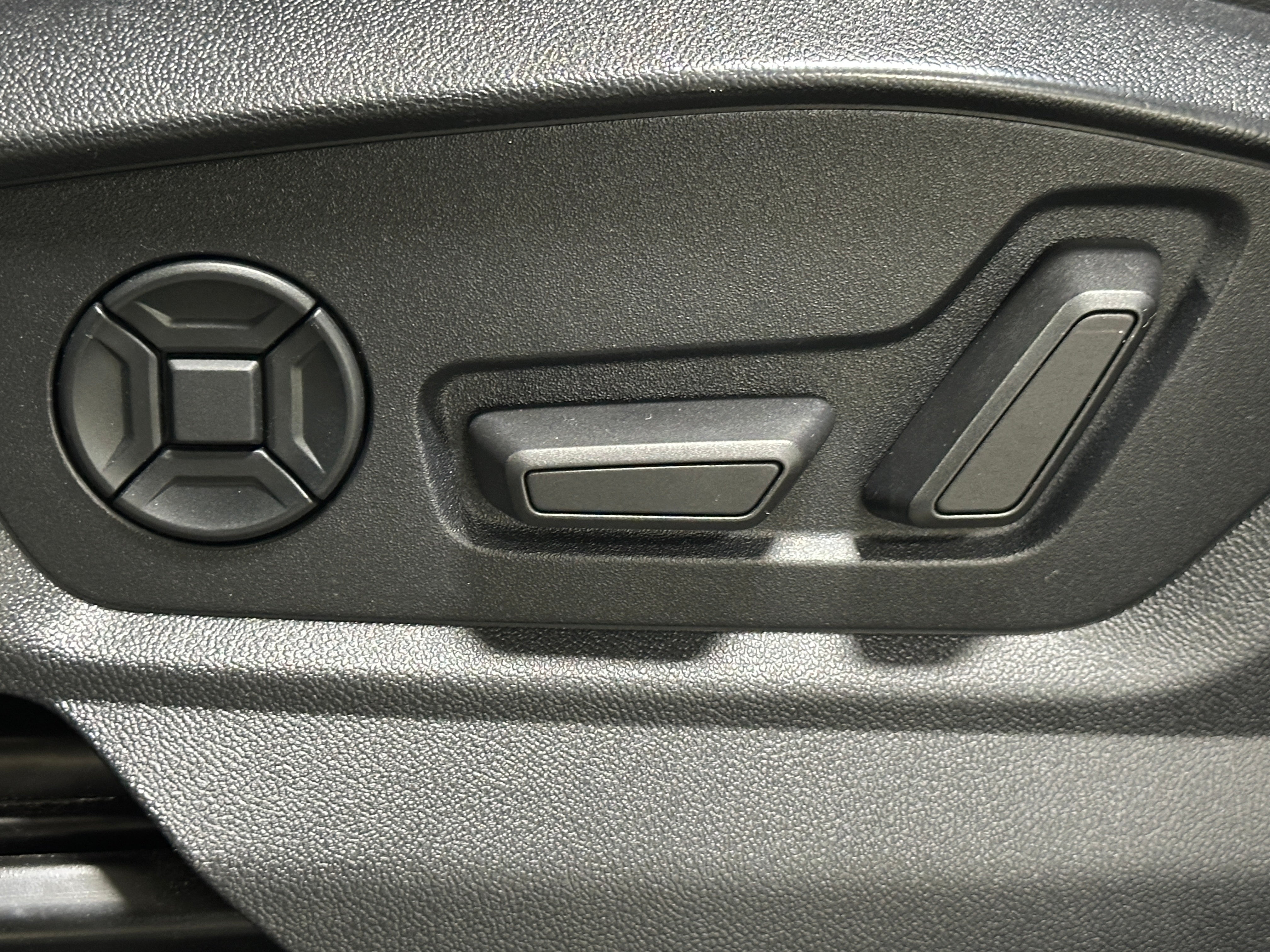 audi q7 2023 WA1LXBF76PD007220 image audi q7 2023 WA1LXBF76PD007220 image