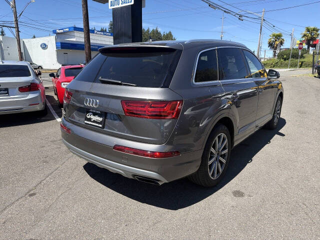 audi q7 2019 WA1LHAF73KD026419 image