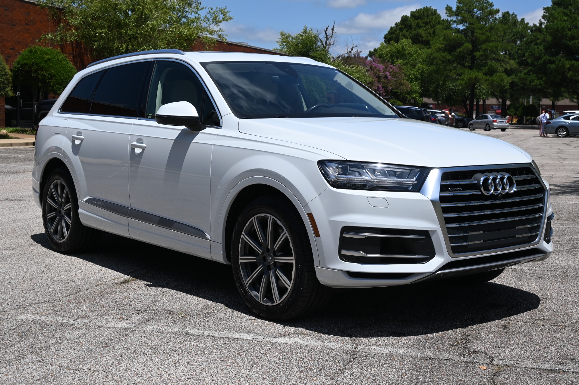 audi q7 2018 WA1LAAF70JD027126 image audi q7 2018 WA1LAAF70JD027126 image