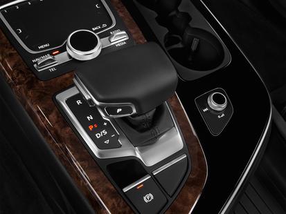 audi q7 2018 WA1LHAF73JD035281 image audi q7 2018 WA1LHAF73JD035281 image