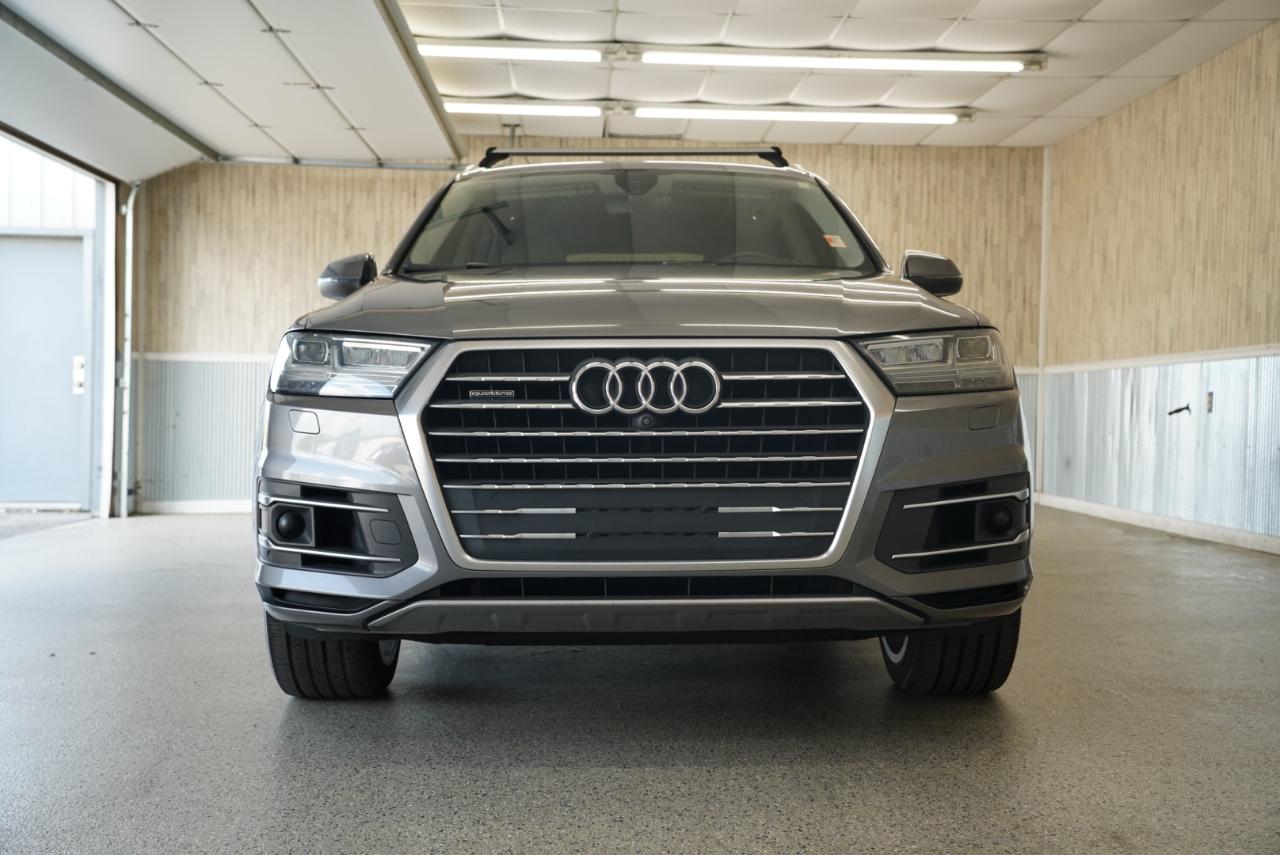 audi q7 2018 WA1VAAF78JD020174 image audi q7 2018 WA1VAAF78JD020174 image