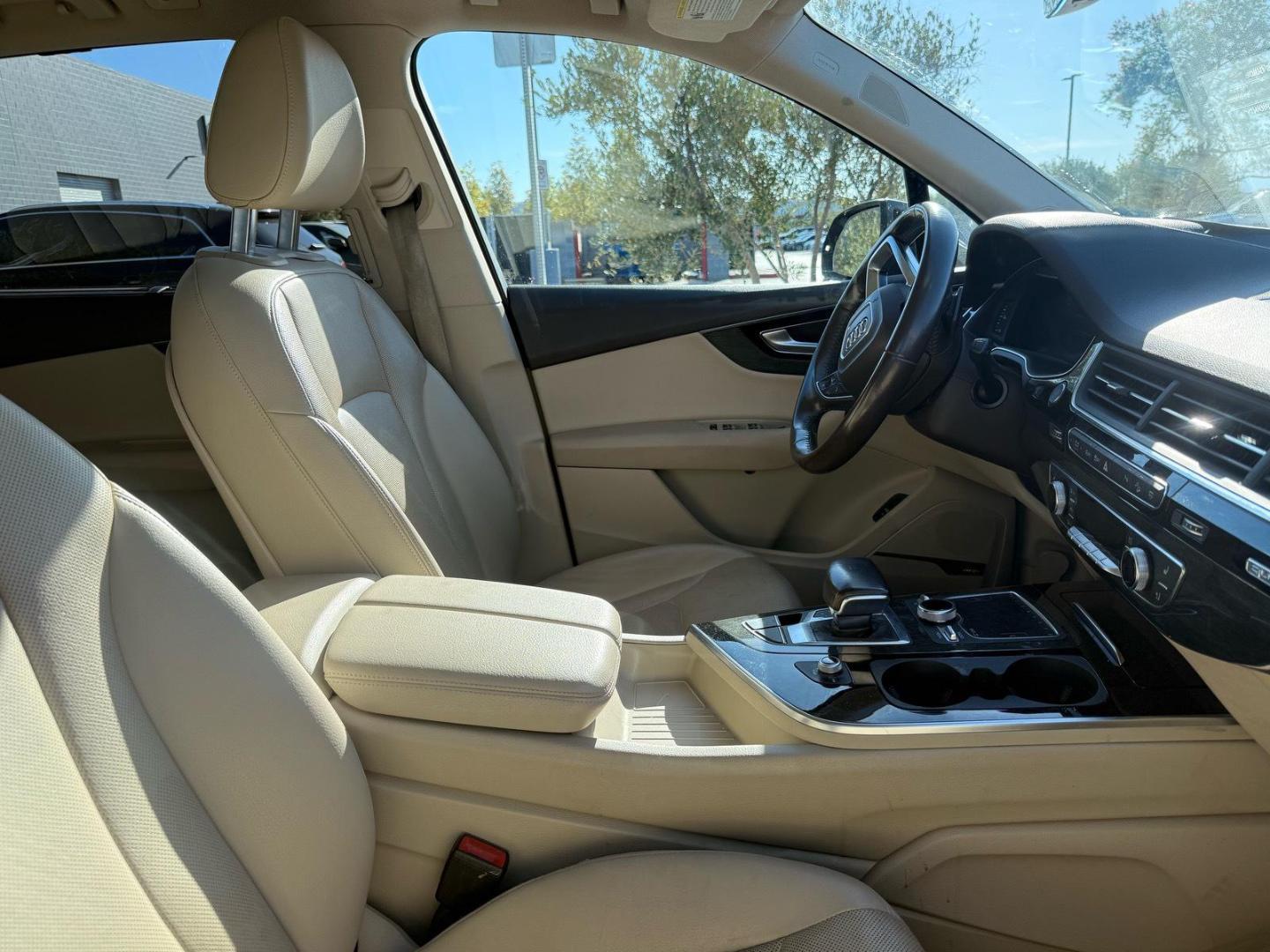 audi q7 2018 WA1LAAF79JD052347 image audi q7 2018 WA1LAAF79JD052347 image