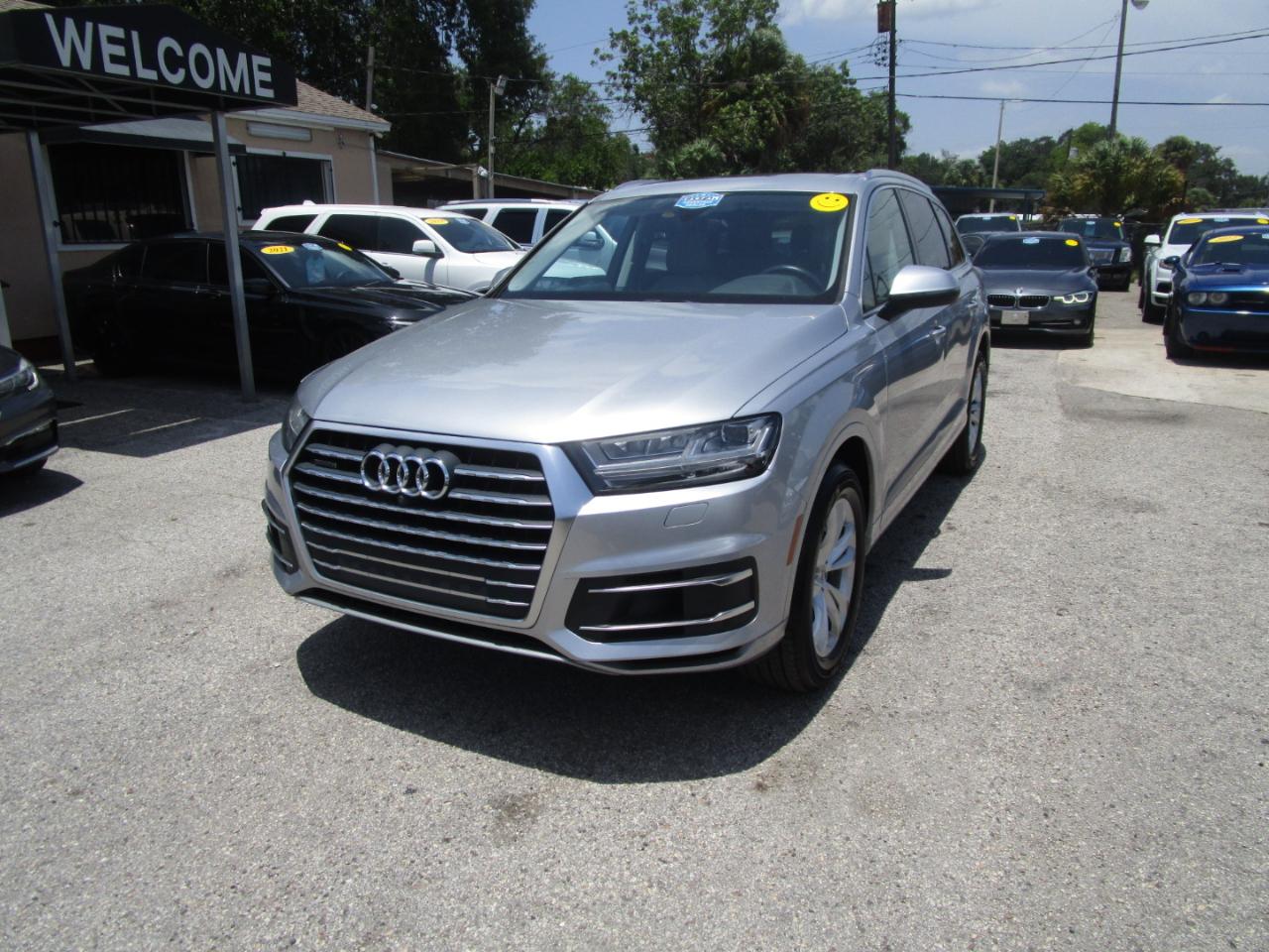 audi q7 2017 WA1LAAF71HD028960 image audi q7 2017 WA1LAAF71HD028960 image
