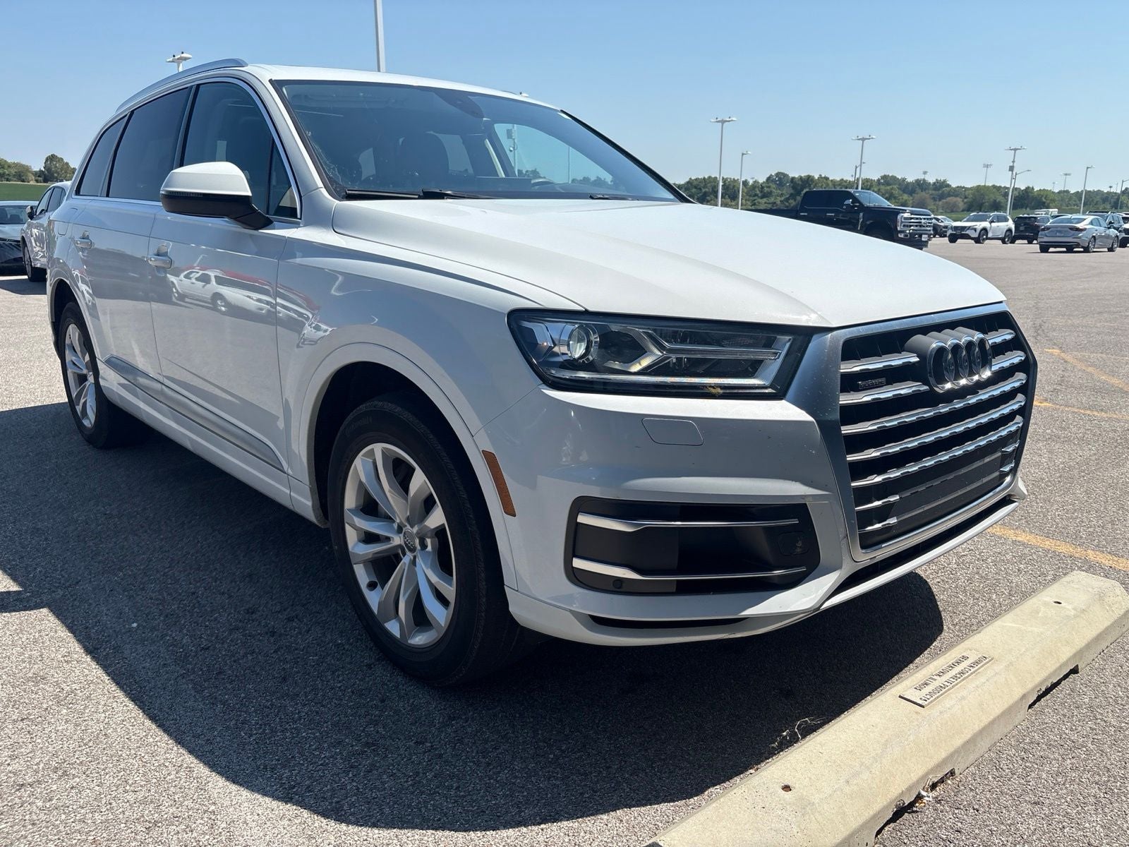 audi q7 2017 WA1AHAF73HD038649 image audi q7 2017 WA1AHAF73HD038649 image