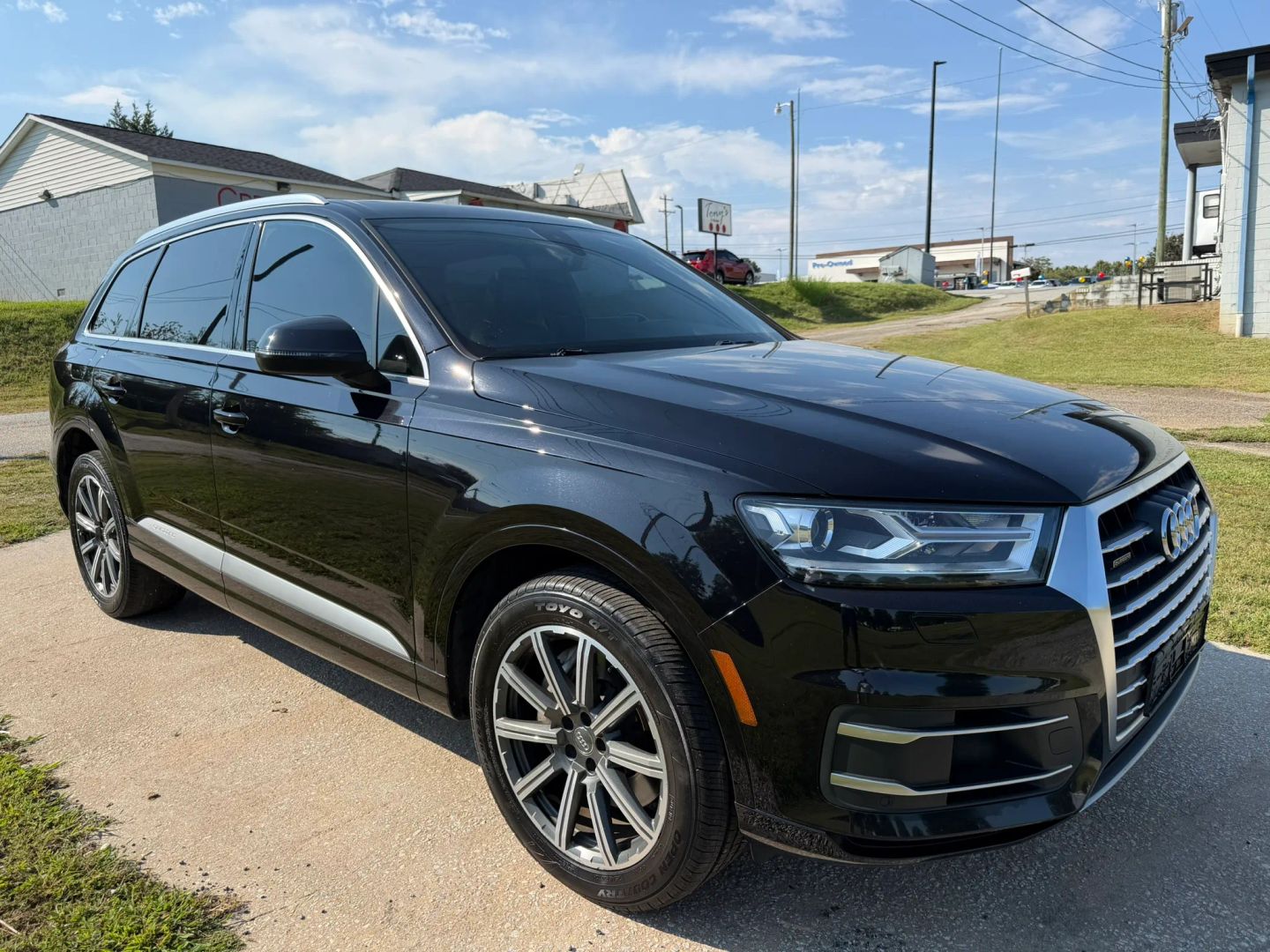 audi q7 2017 WA1LAAF78HD030611 image audi q7 2017 WA1LAAF78HD030611 image