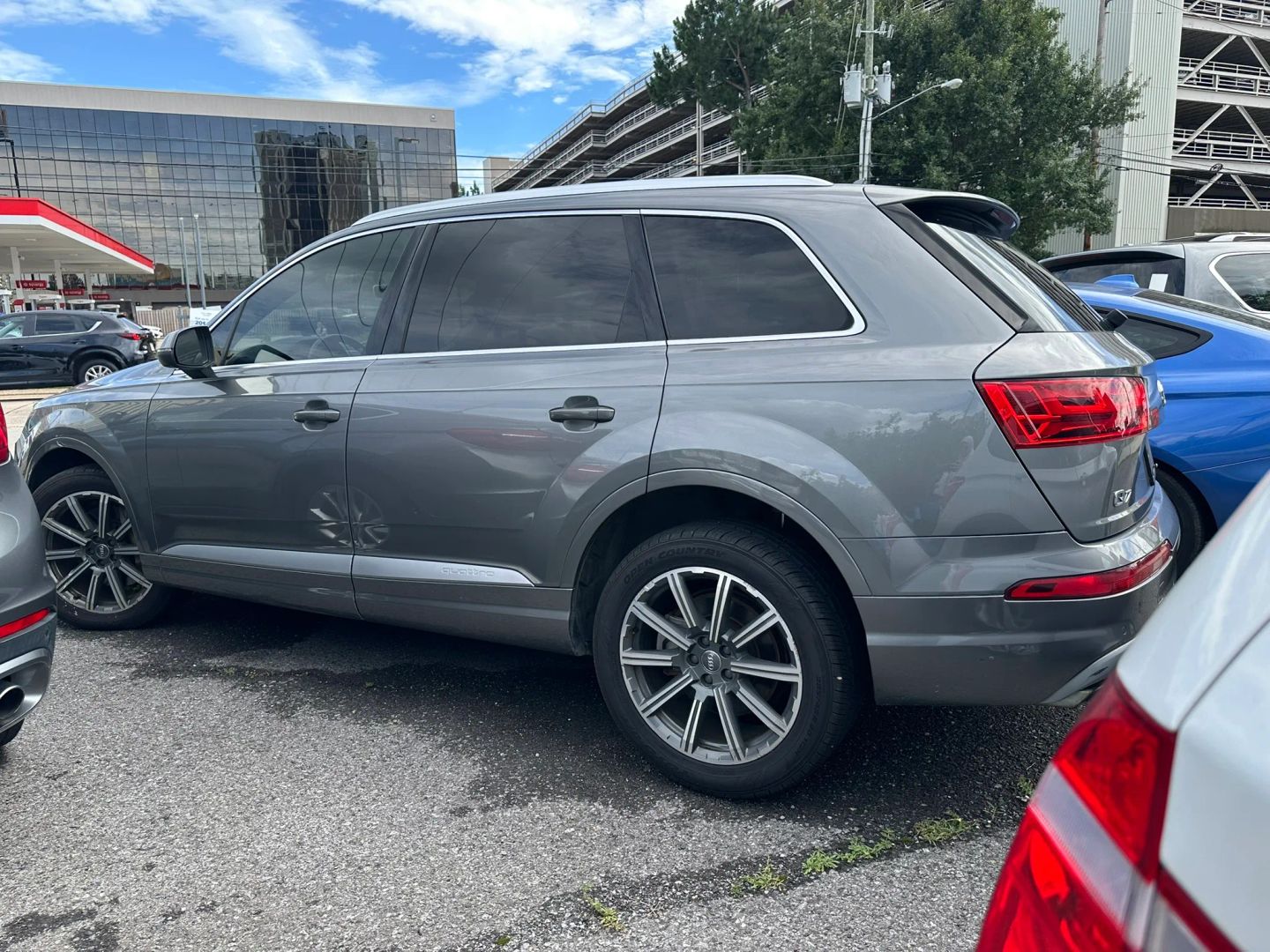 audi q7 2017 WA1LAAF70HD000759 image audi q7 2017 WA1LAAF70HD000759 image