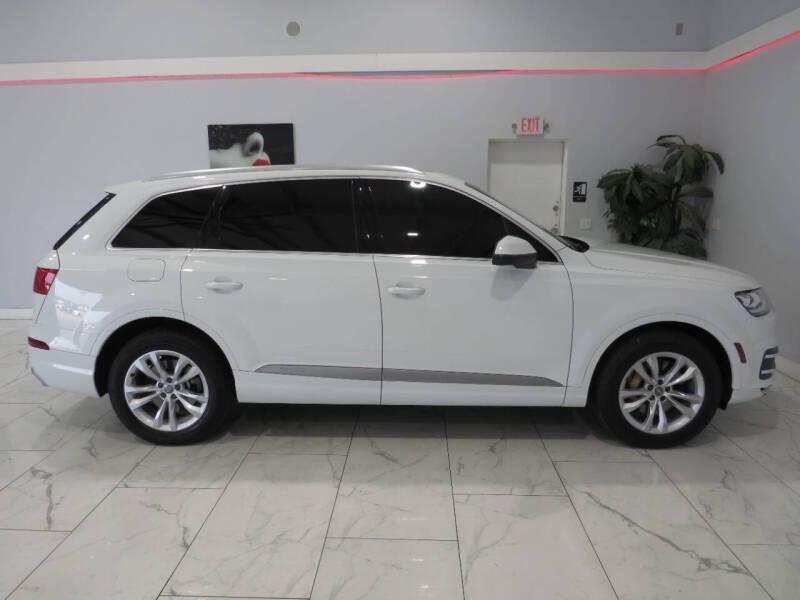 audi q7 2017 WA1LAAF76HD028176 image audi q7 2017 WA1LAAF76HD028176 image