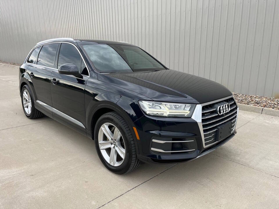 audi q7 2017 WA1LAAF71HD008594 image audi q7 2017 WA1LAAF71HD008594 image