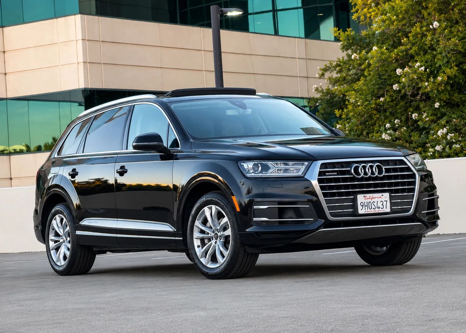 audi q7 2017 WA1AAAF78HD004629 image audi q7 2017 WA1AAAF78HD004629 image