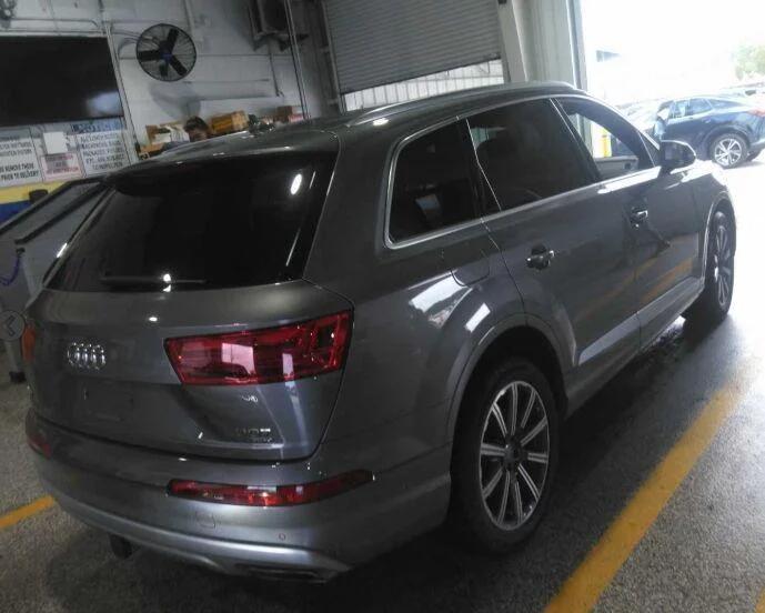 audi q7 2017 WA1AAAF74HD017183 image