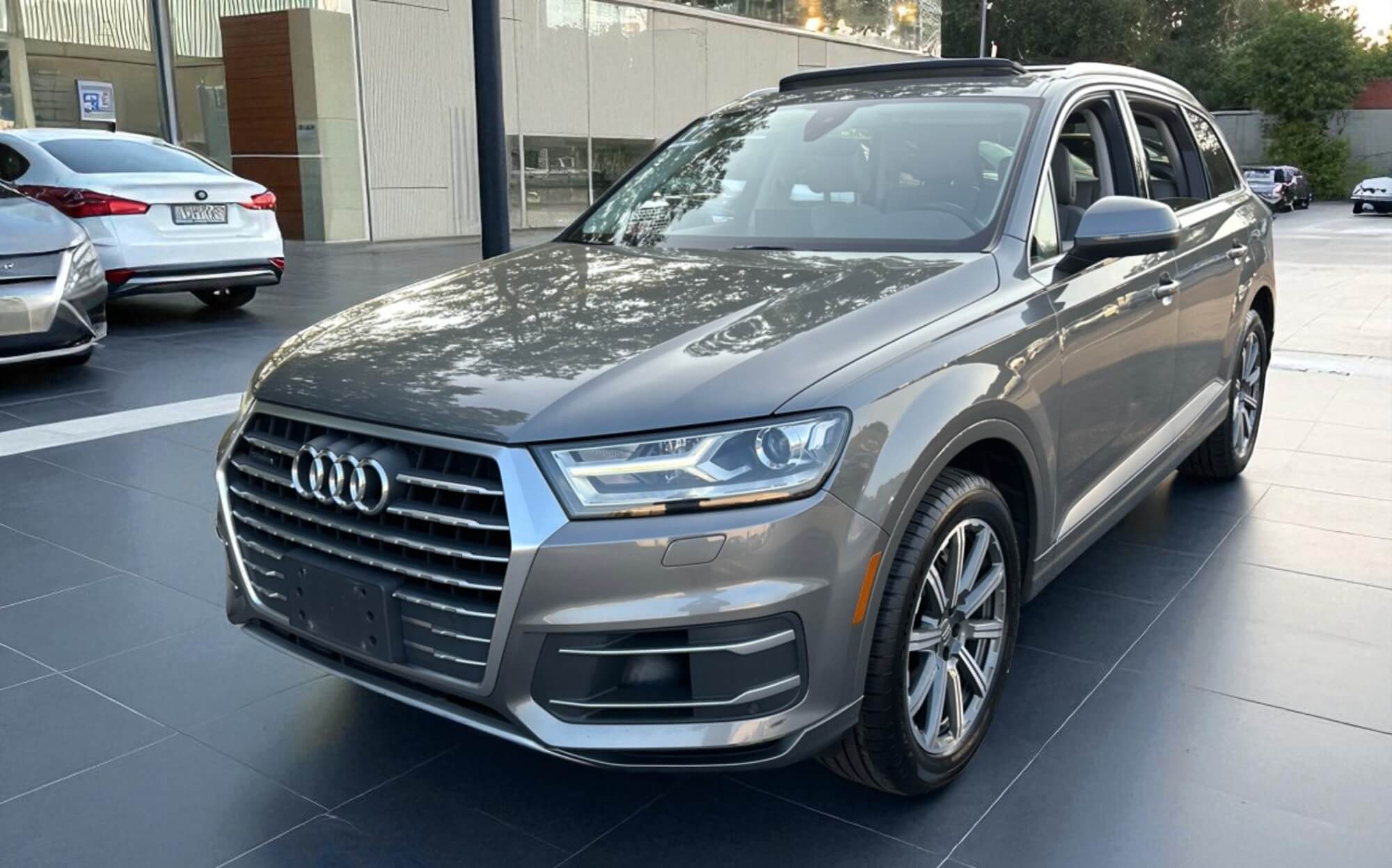 audi q7 2017 WA1AAAF70HD055784 image audi q7 2017 WA1AAAF70HD055784 image