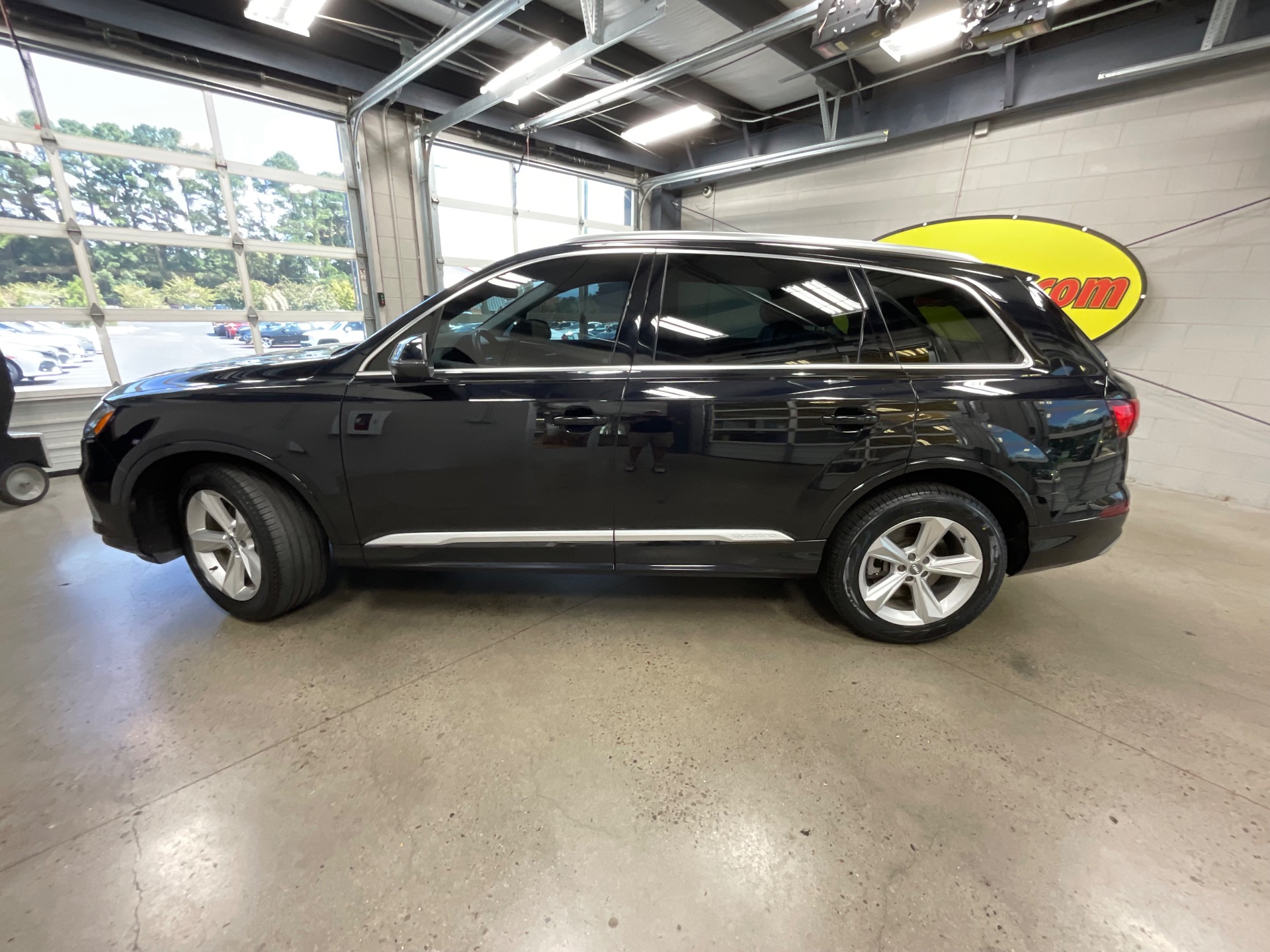 audi q7 2020 WA1AJAF73LD010377 image audi q7 2020 WA1AJAF73LD010377 image