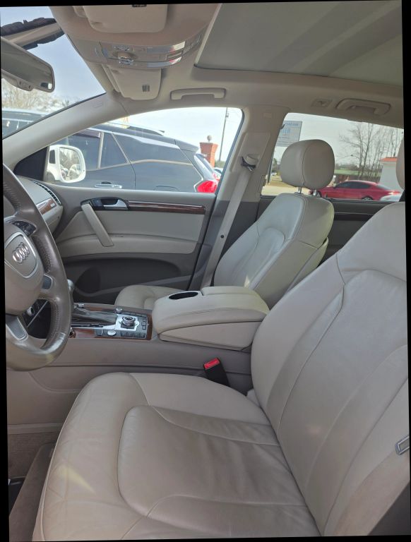 audi q7 2014 WA1LGAFE1ED015604 image audi q7 2014 WA1LGAFE1ED015604 image