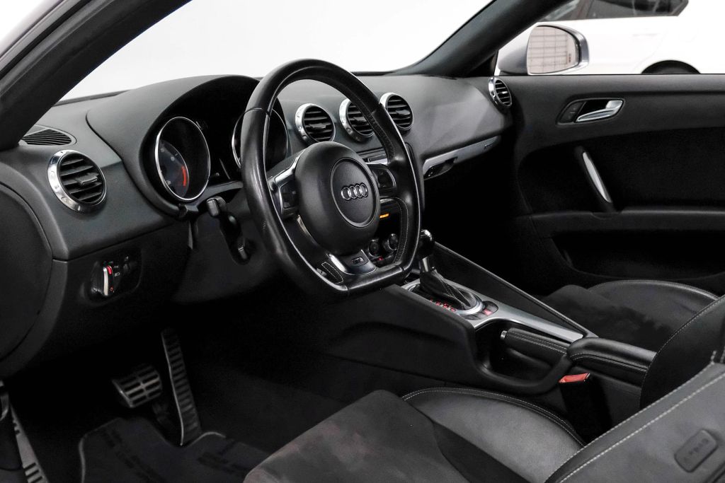 audi tts 2010 TRUB1AFK1A1016021 image audi tts 2010 TRUB1AFK1A1016021 image