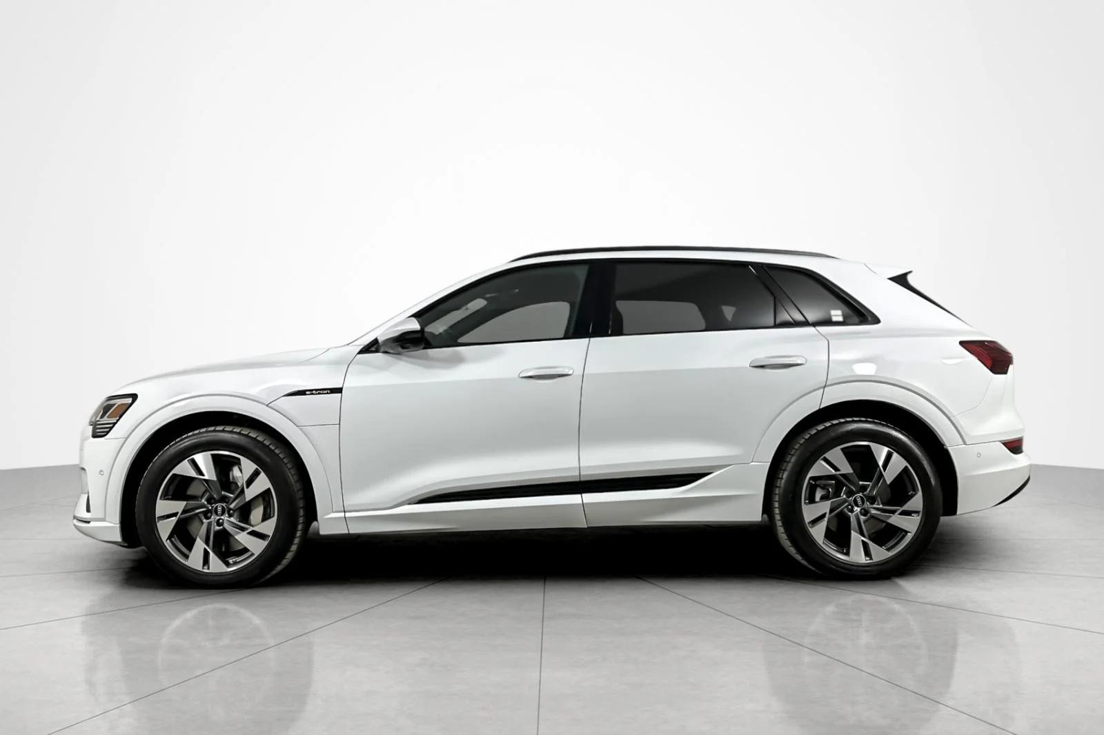 audi e-tron 2023 WA1AAAGE1PB024311 image audi e-tron 2023 WA1AAAGE1PB024311 image