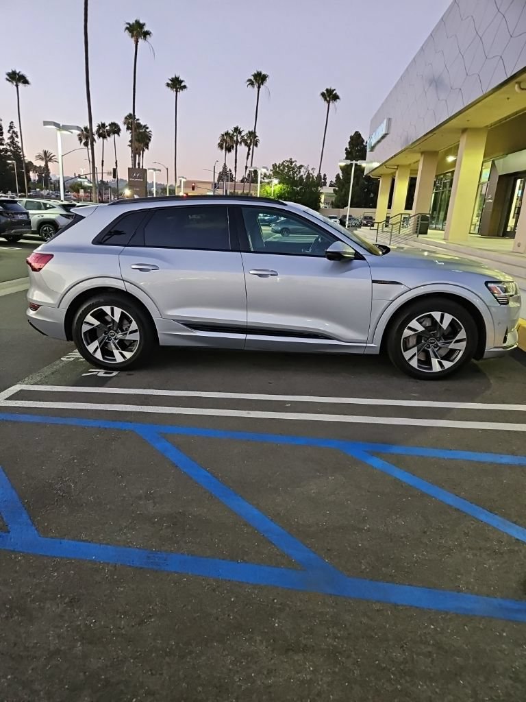 audi e-tron 2023 WA1AAAGE0PB001151 image audi e-tron 2023 WA1AAAGE0PB001151 image