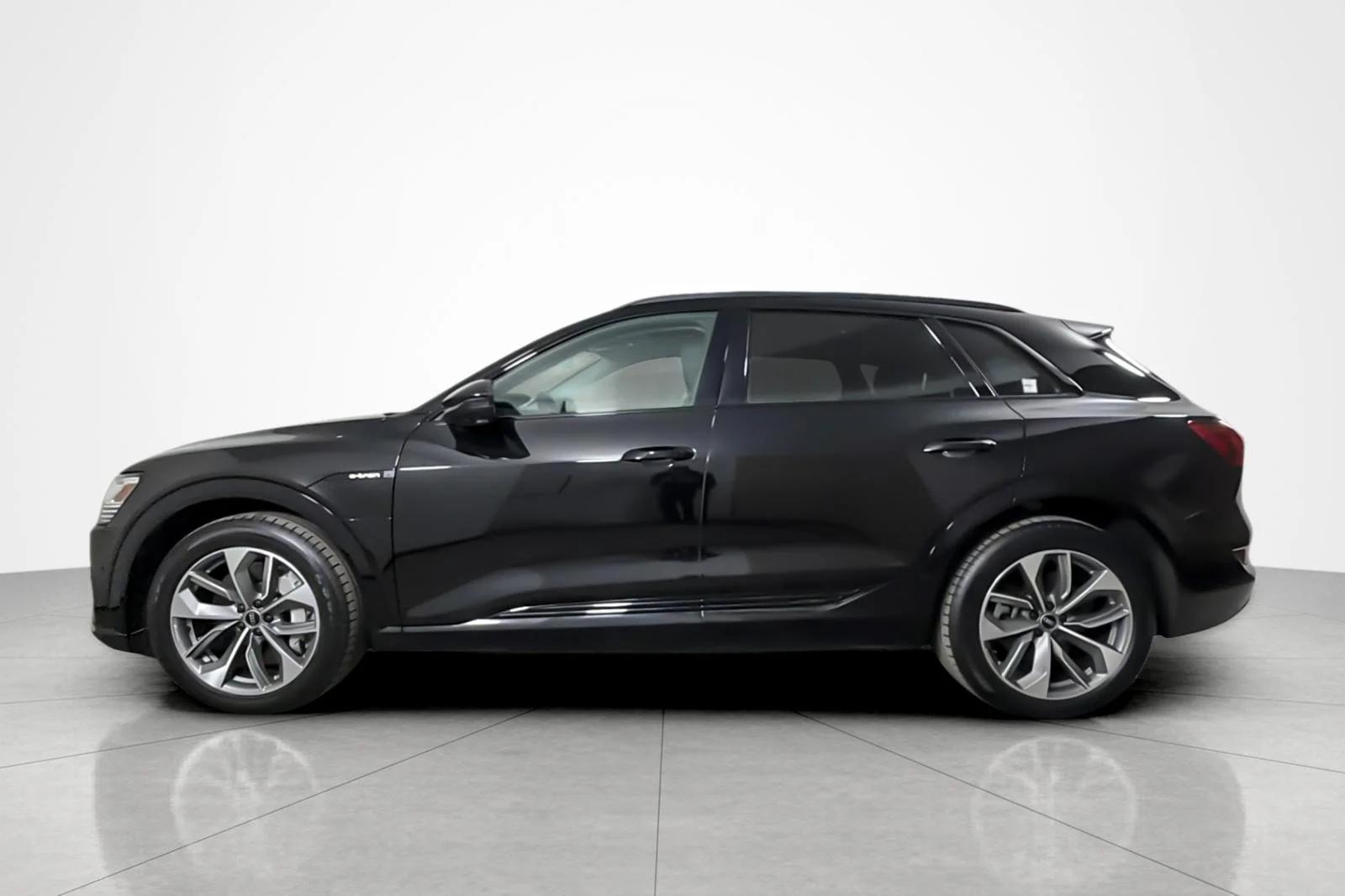 audi e-tron 2021 WA1LABGE4MB010798 image audi e-tron 2021 WA1LABGE4MB010798 image