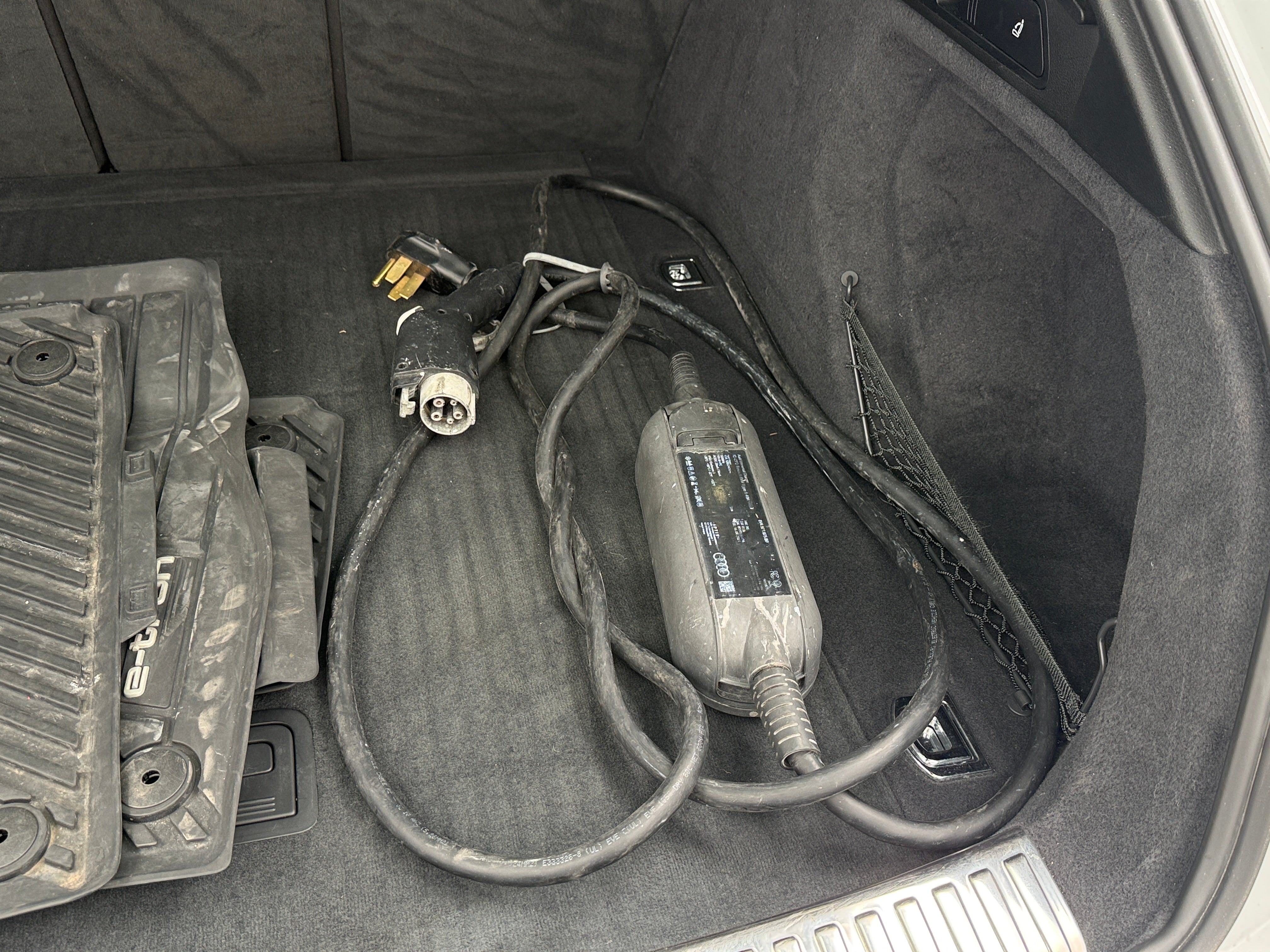 audi e-tron 2021 WA1LAAGE0MB030105 image audi e-tron 2021 WA1LAAGE0MB030105 image