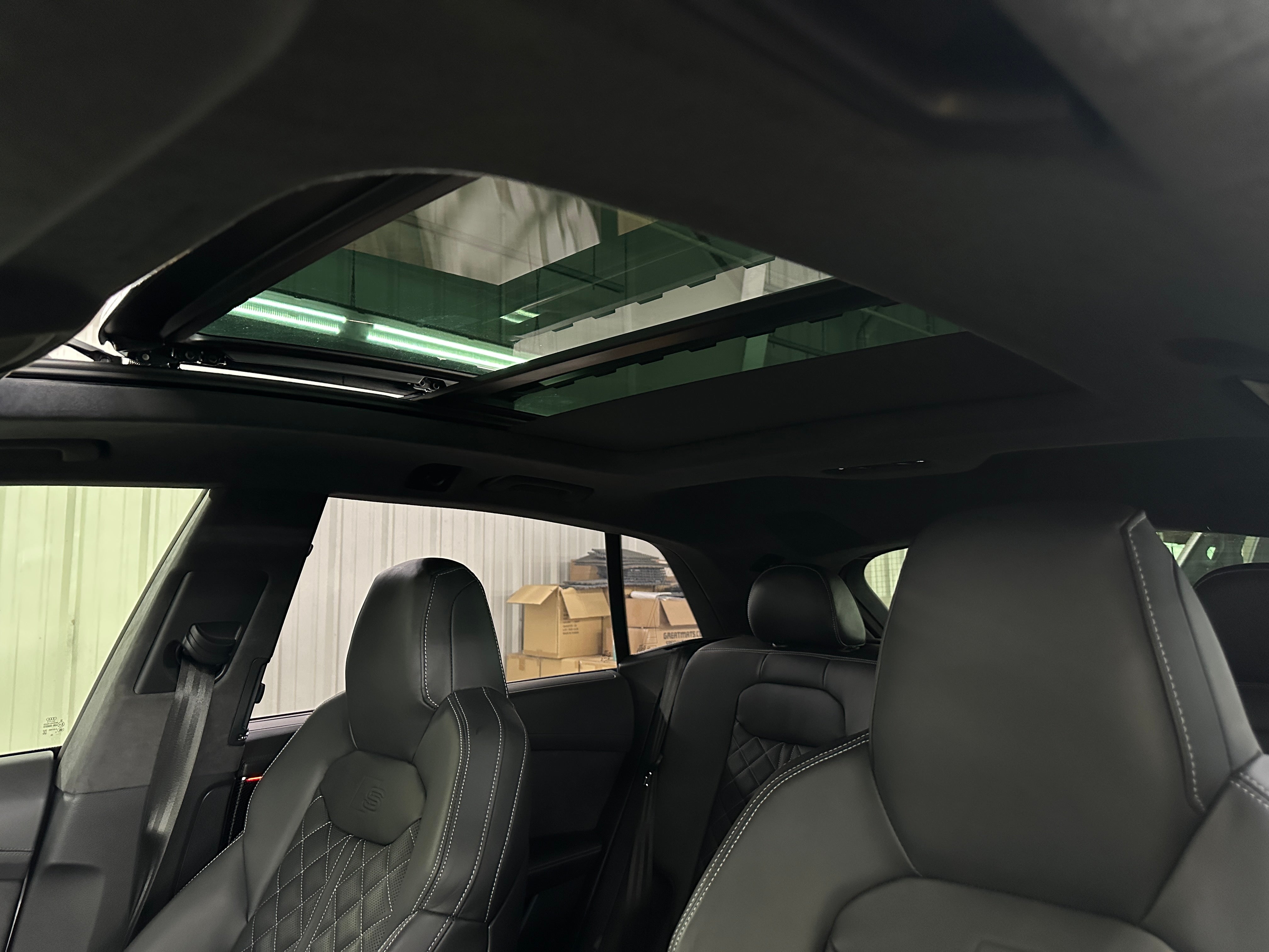audi sq8 2023 WA1CWBF15PD026162 image audi sq8 2023 WA1CWBF15PD026162 image