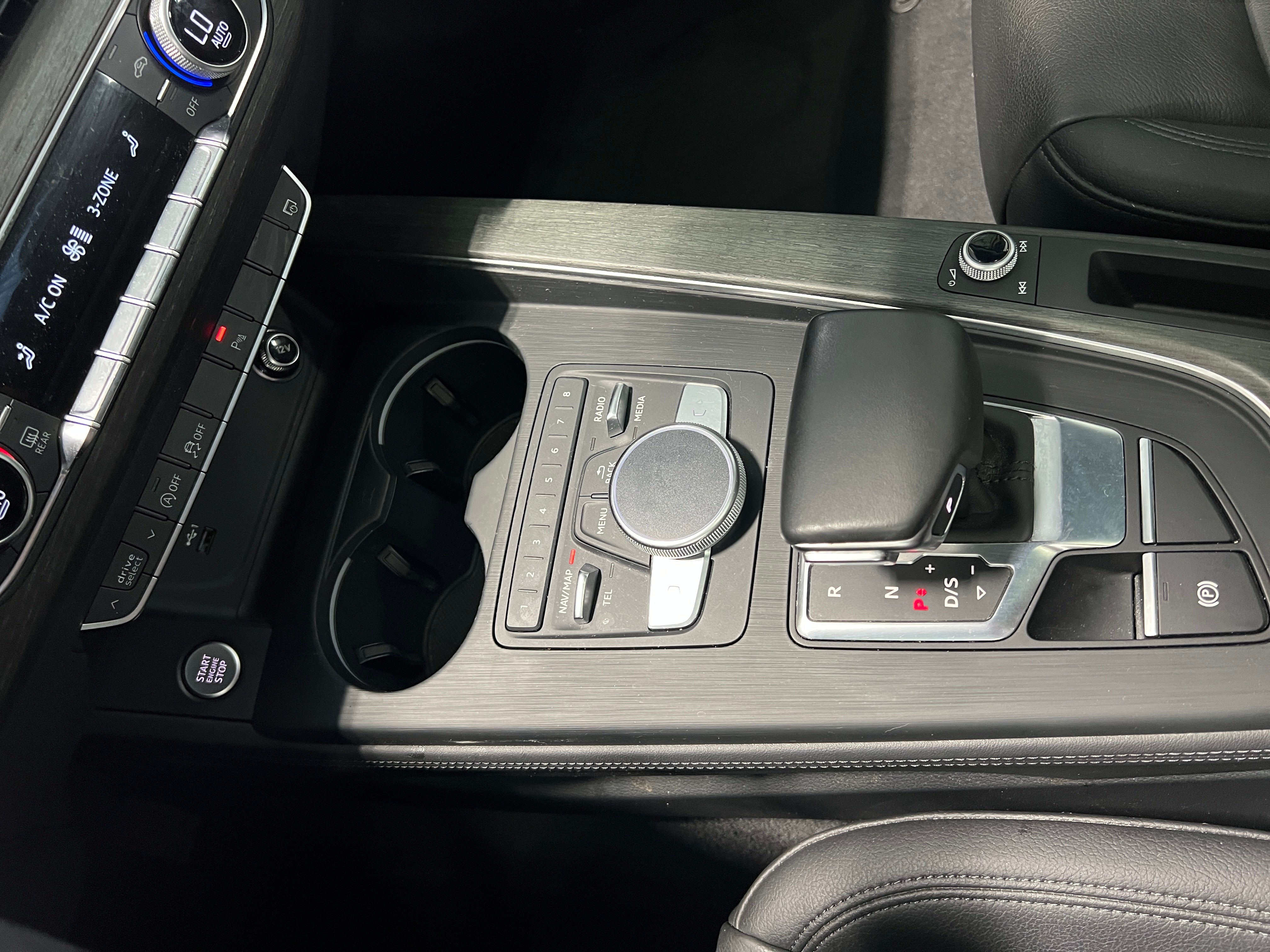 audi a4 2019 WAUENAF43KN013349 image audi a4 2019 WAUENAF43KN013349 image
