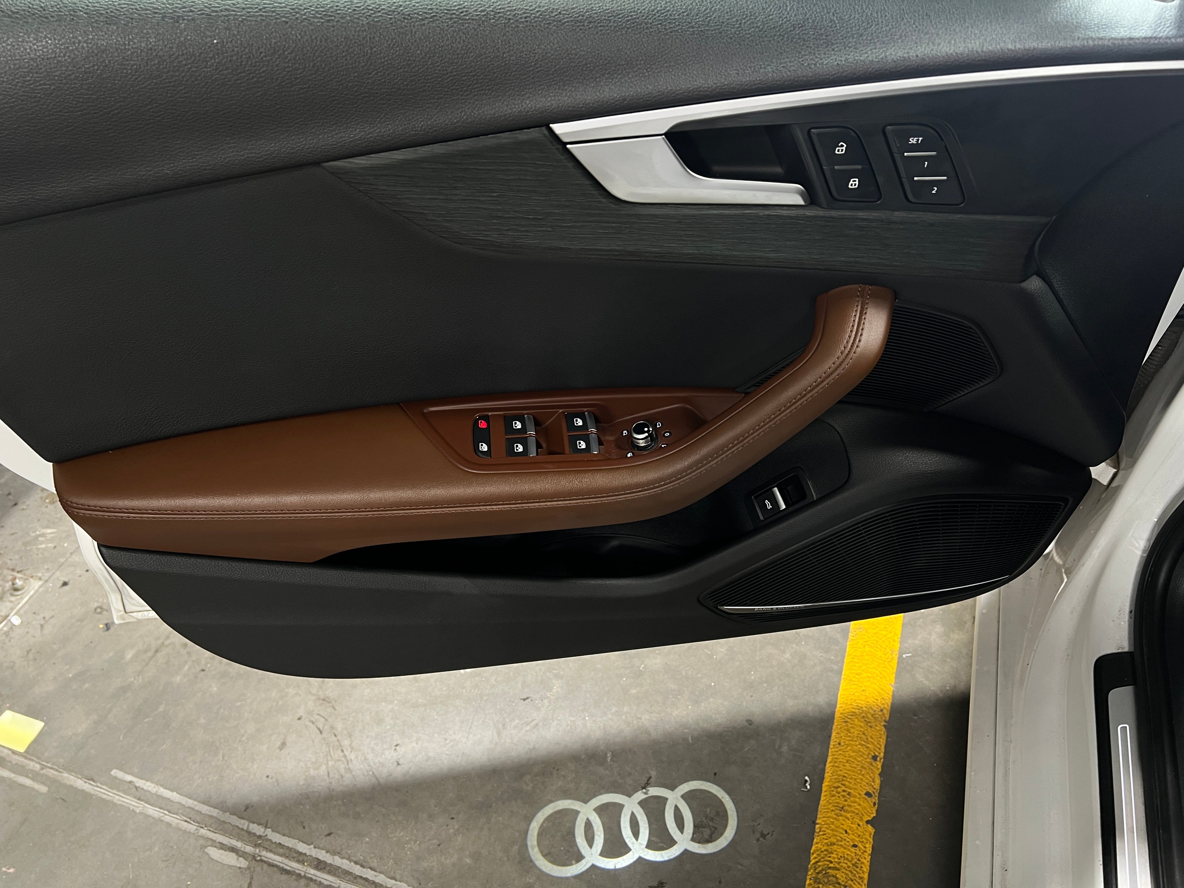audi a4 2019 WAUENAF46KA016379 image audi a4 2019 WAUENAF46KA016379 image