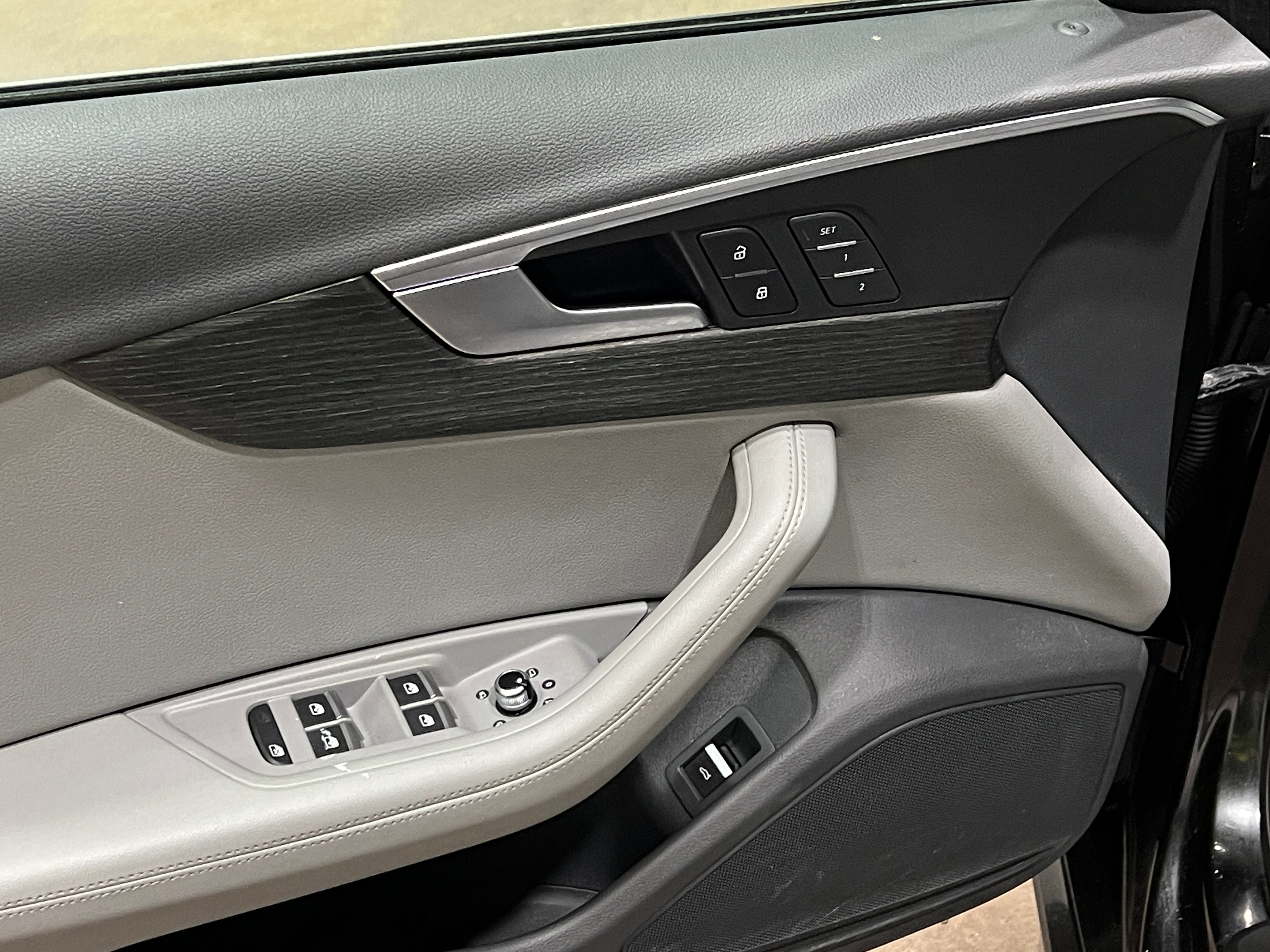 audi a4 2019 WAUENAF48KA002337 image audi a4 2019 WAUENAF48KA002337 image