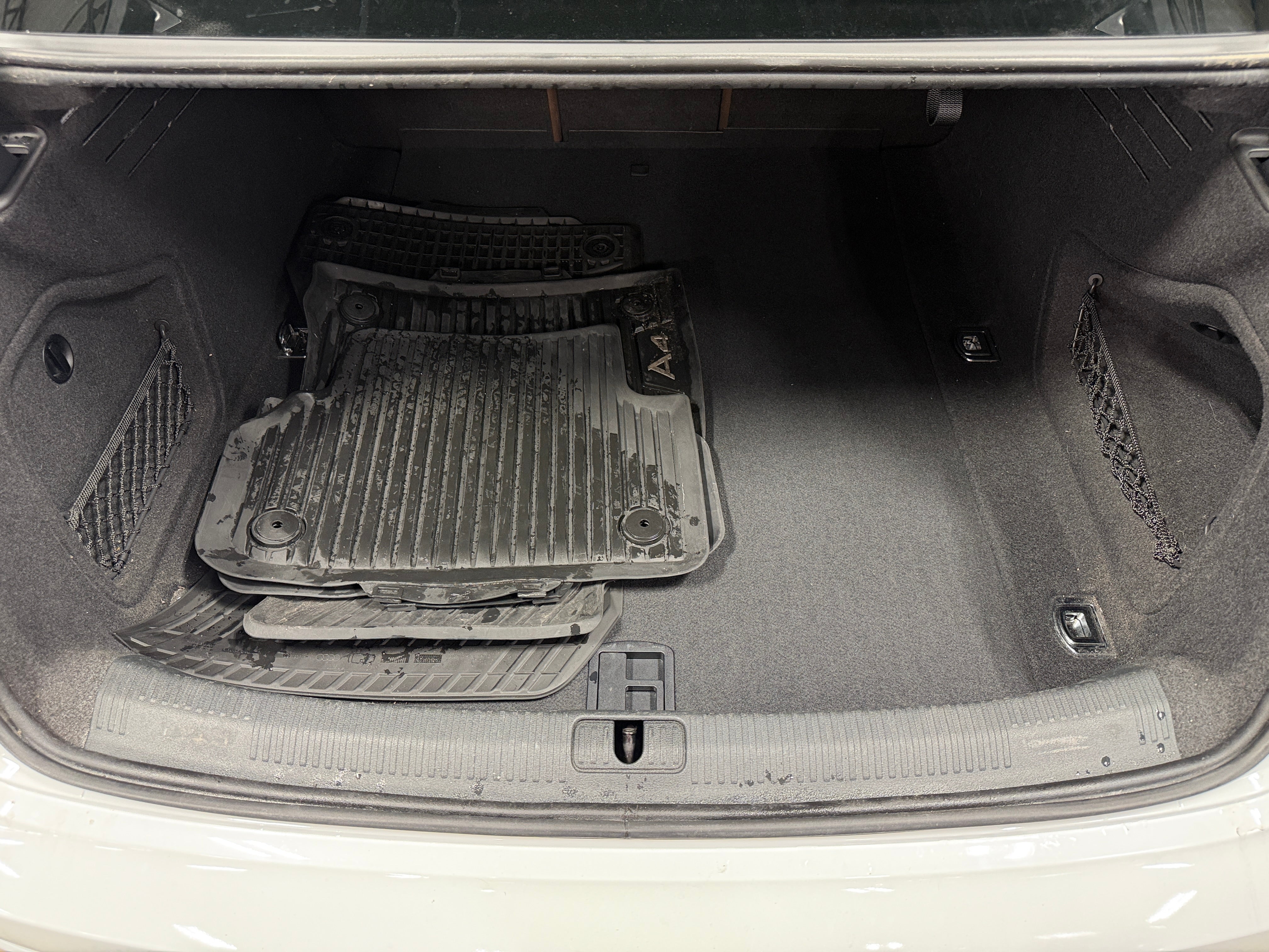 audi a4 2018 WAUENAF42JN018105 image audi a4 2018 WAUENAF42JN018105 image