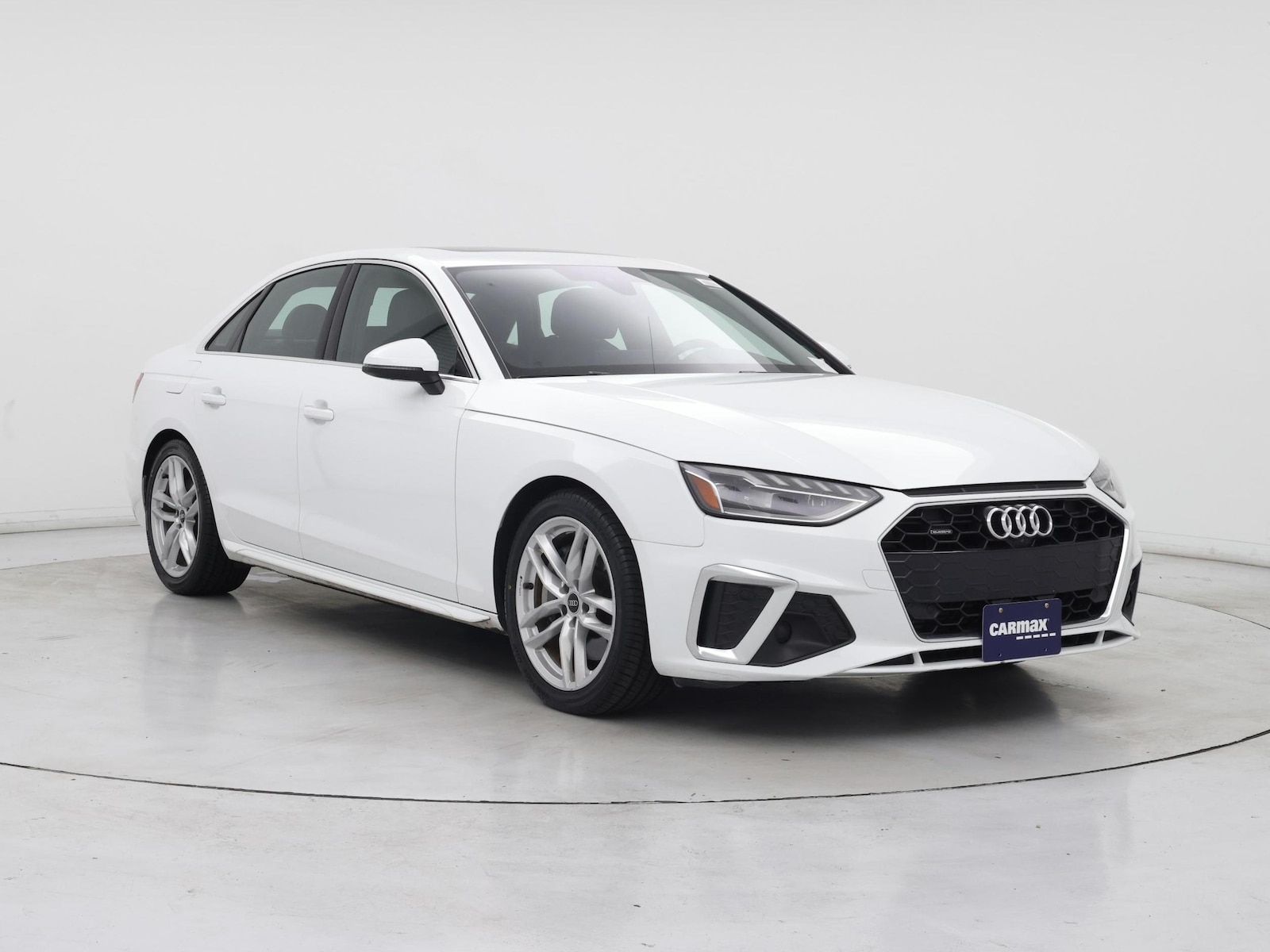audi a4 2024 WAUEAAF45RN005548 image