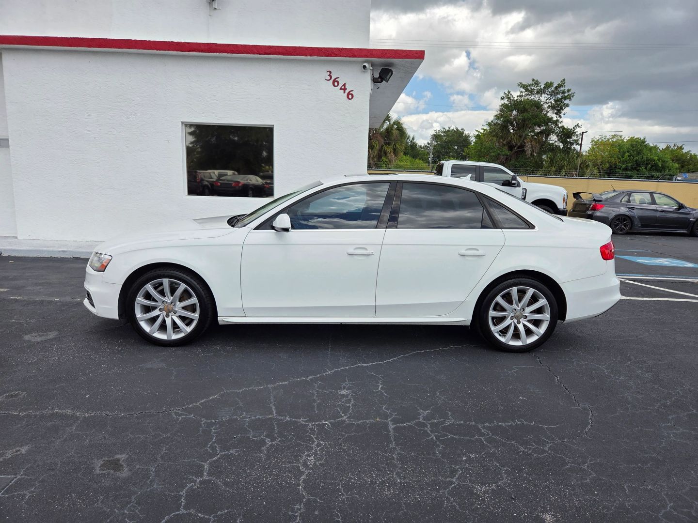 audi a4 2014 WAUAFAFL9EN034763 image audi a4 2014 WAUAFAFL9EN034763 image