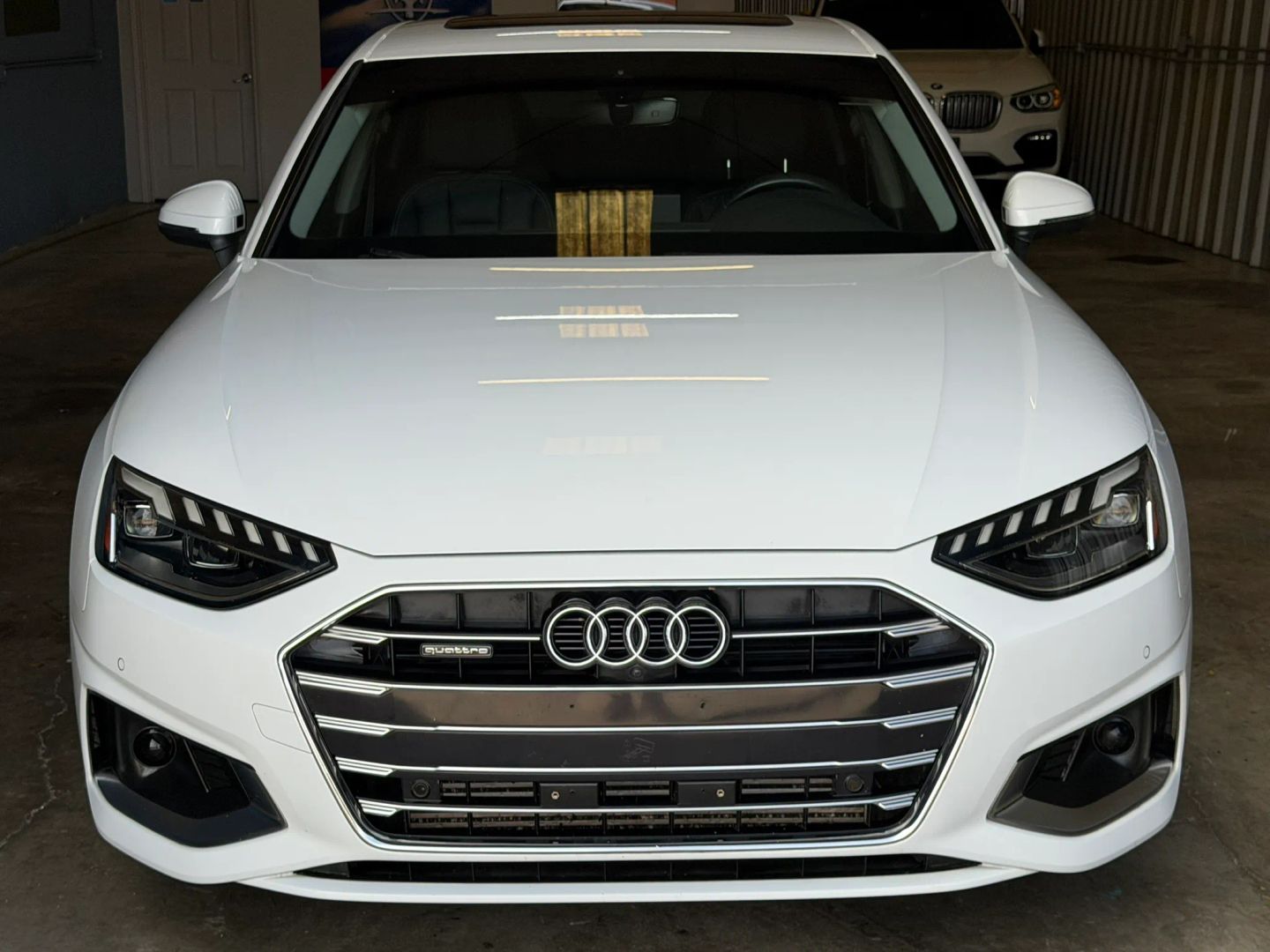 audi a4 2022 WAUBBAF44NN011447 image audi a4 2022 WAUBBAF44NN011447 image