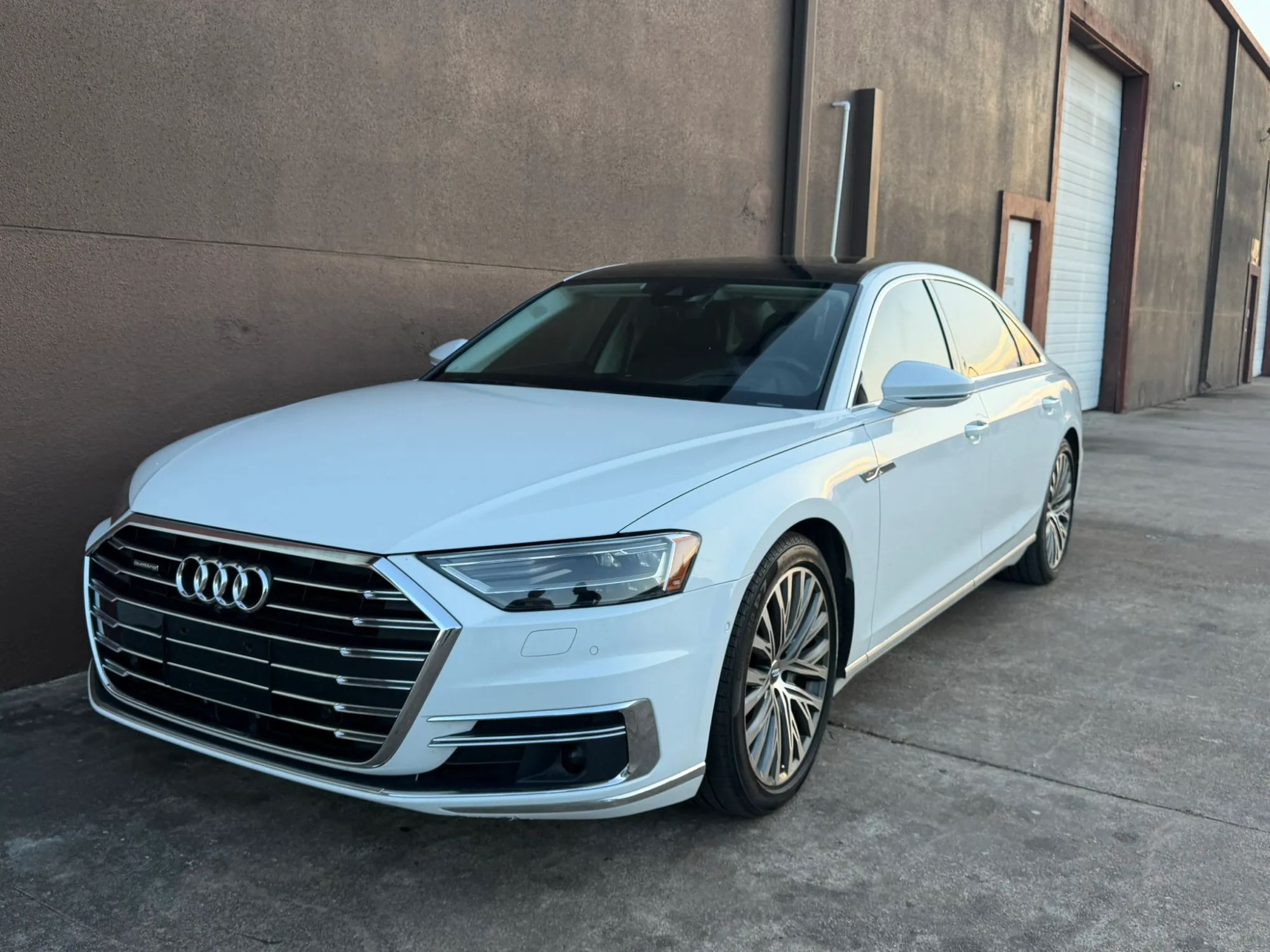 audi a8 2019 WAU8DAF80KN017331 image audi a8 2019 WAU8DAF80KN017331 image
