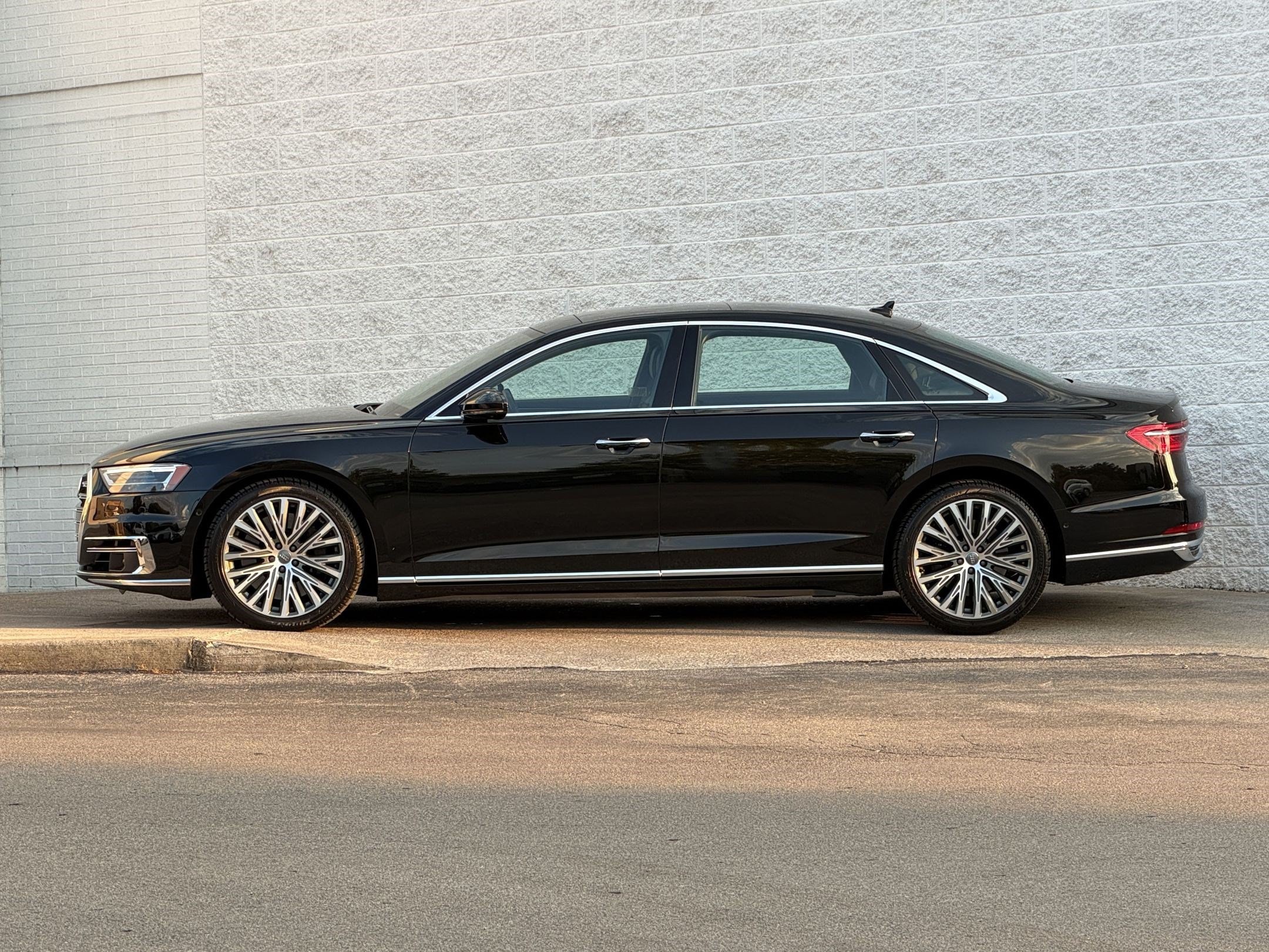 audi a8 2020 WAU8EAF82LN003820 image audi a8 2020 WAU8EAF82LN003820 image