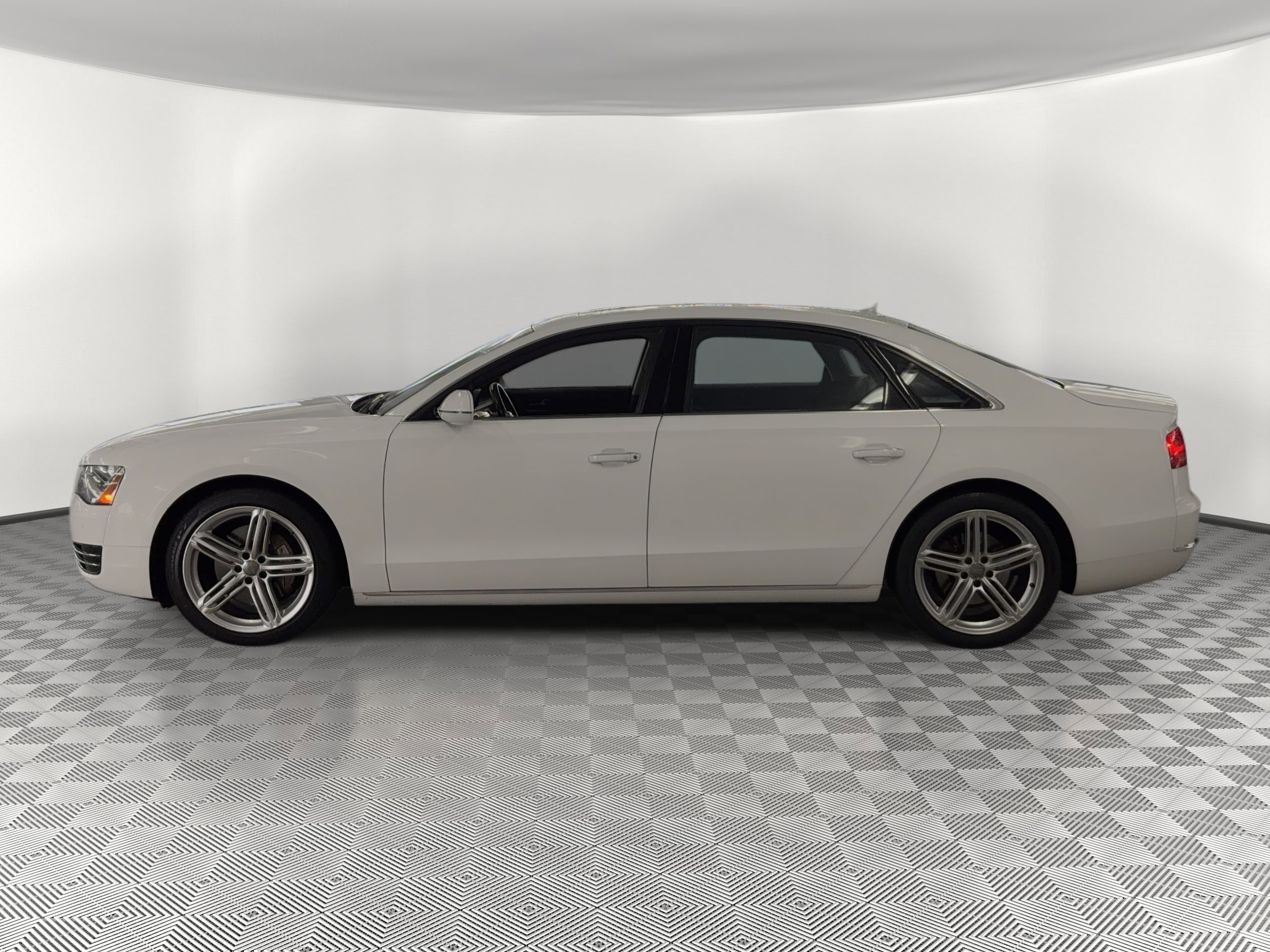audi a8 2013 WAURGAFD9DN011748 image audi a8 2013 WAURGAFD9DN011748 image