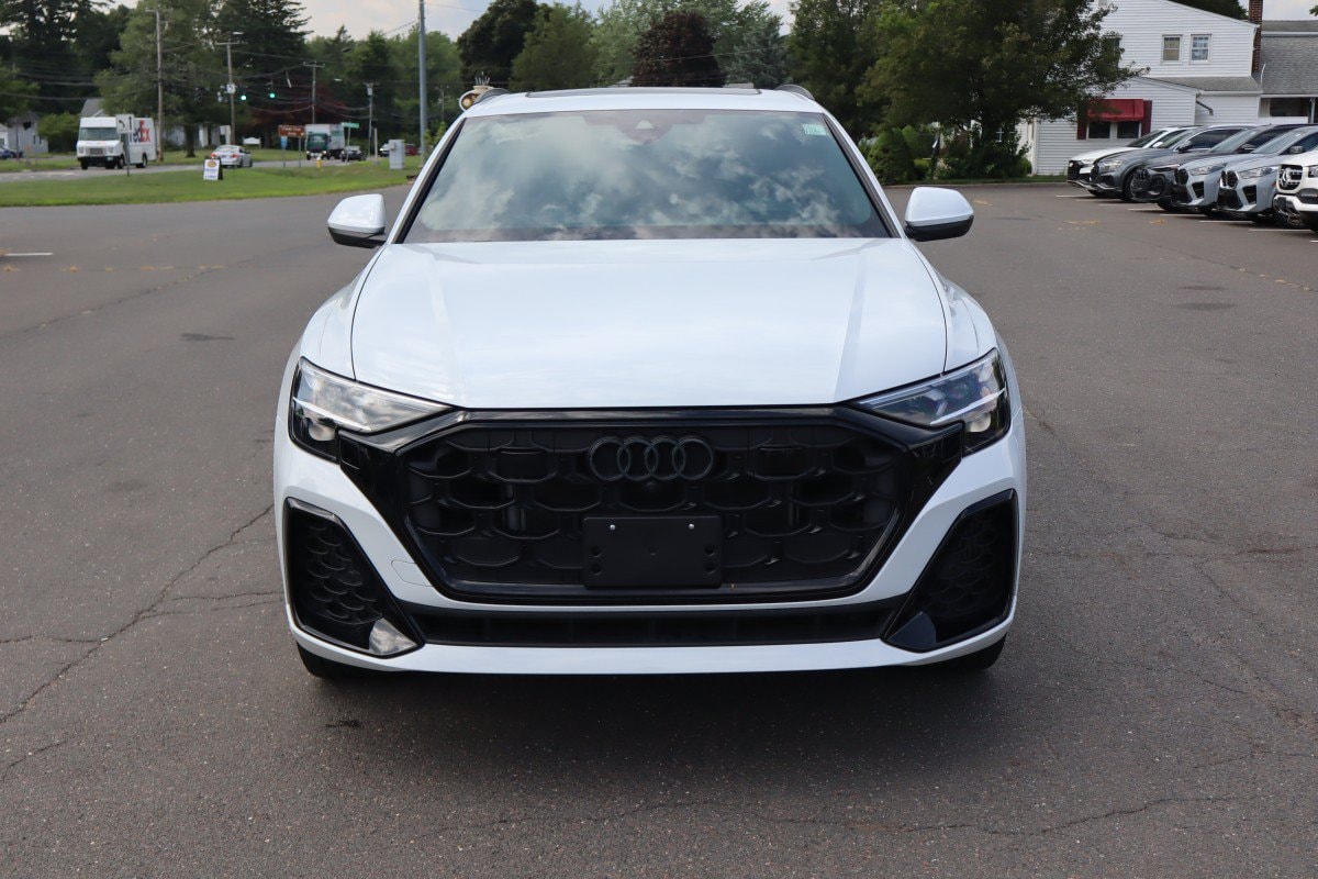 audi q8 2024 WA1FVBF19RD007472 image audi q8 2024 WA1FVBF19RD007472 image