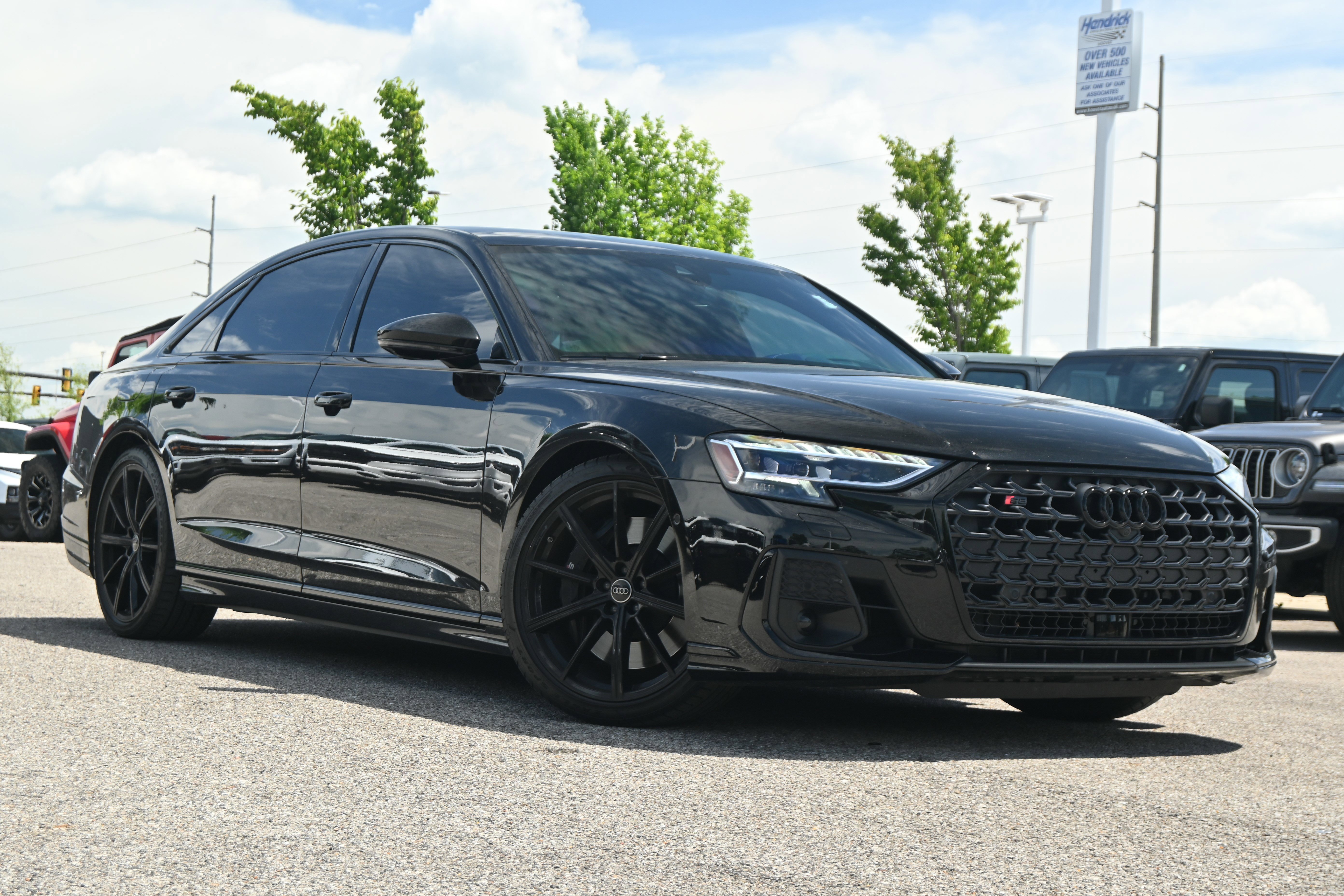 audi s8 2024 WAULSAF83RN009301 image audi s8 2024 WAULSAF83RN009301 image