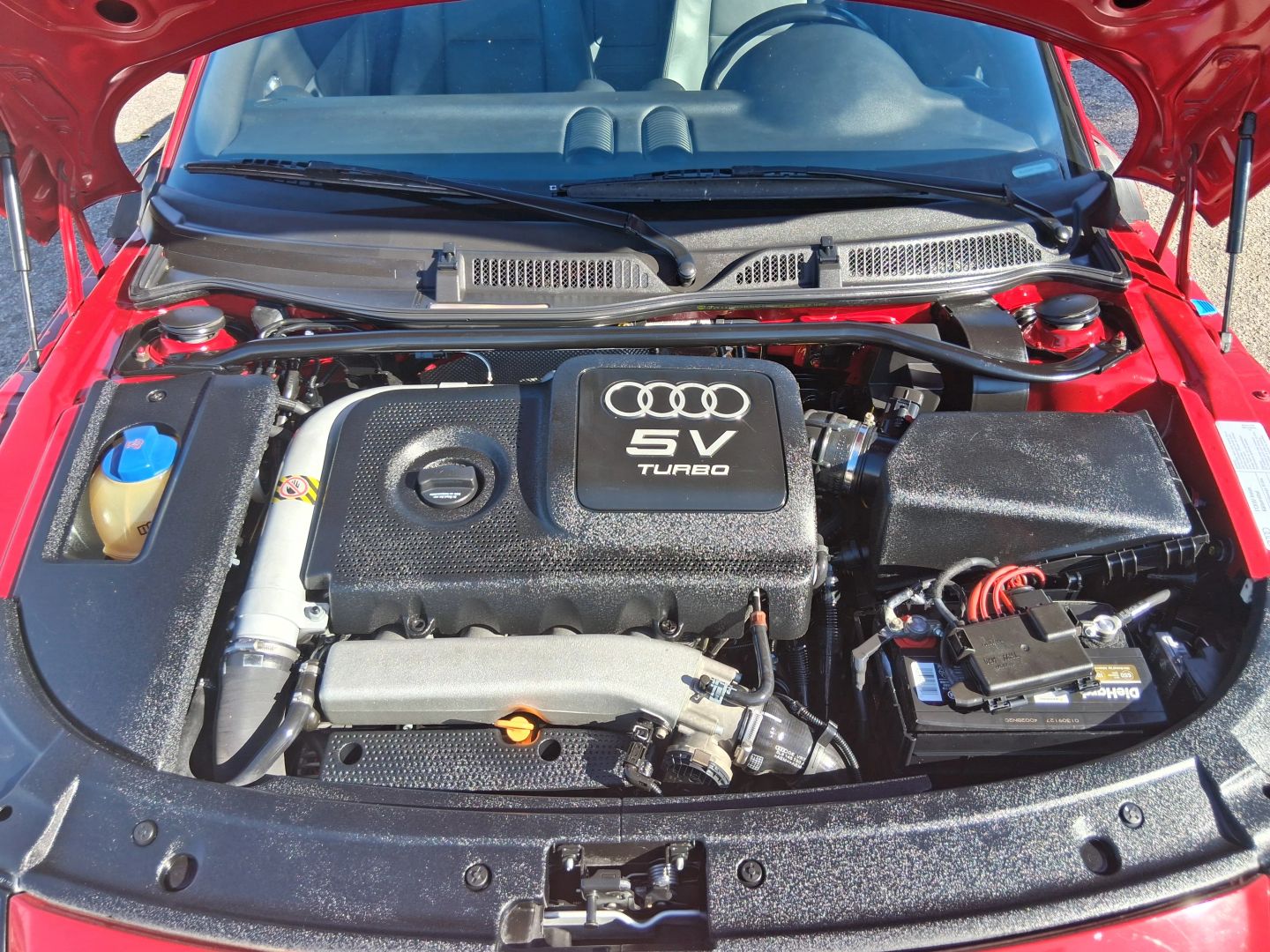 audi tt 2001 TRUUT28N711038590 image audi tt 2001 TRUUT28N711038590 image