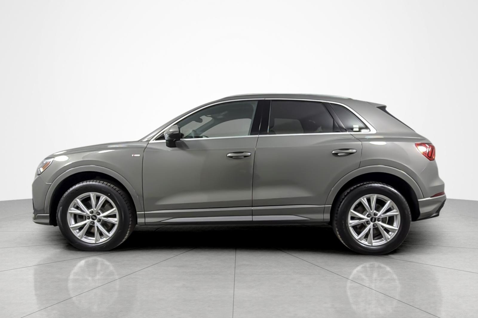 audi q3 2023 WA1DECF39P1064171 image audi q3 2023 WA1DECF39P1064171 image