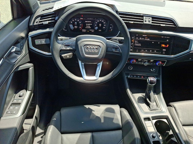 audi q3 2023 WA1DECF3XP1145387 image audi q3 2023 WA1DECF3XP1145387 image
