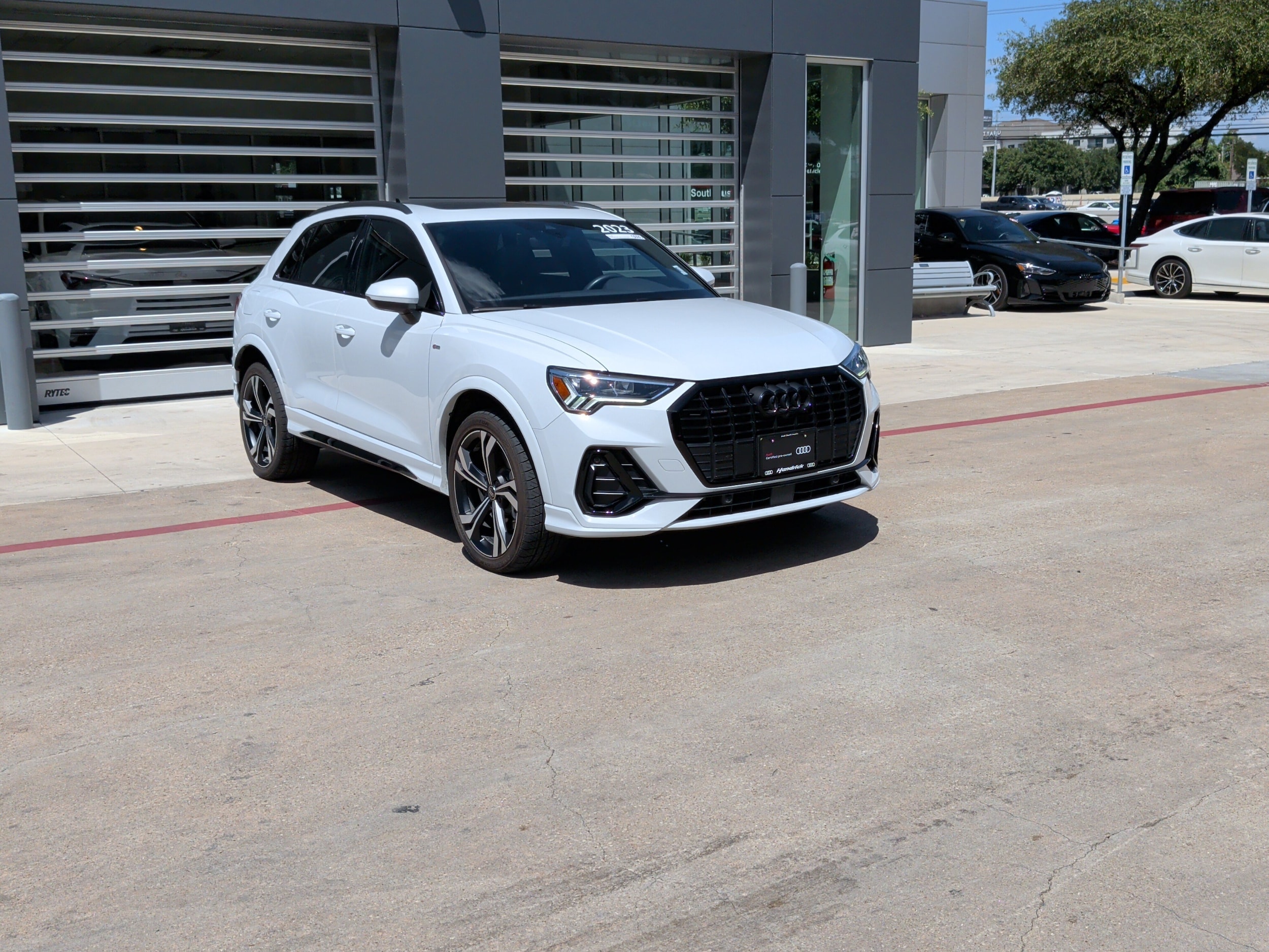 audi q3 2023 WA1EEDF38P1140716 image audi q3 2023 WA1EEDF38P1140716 image