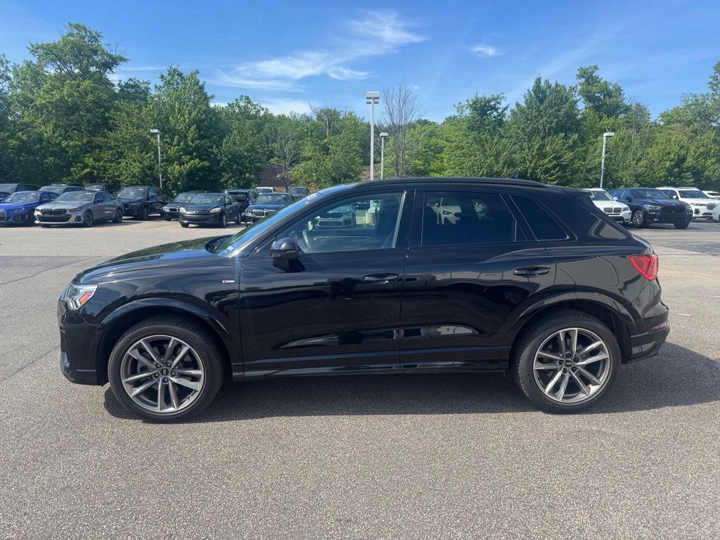 audi q3 2023 WA1DECF33P1049200 image audi q3 2023 WA1DECF33P1049200 image