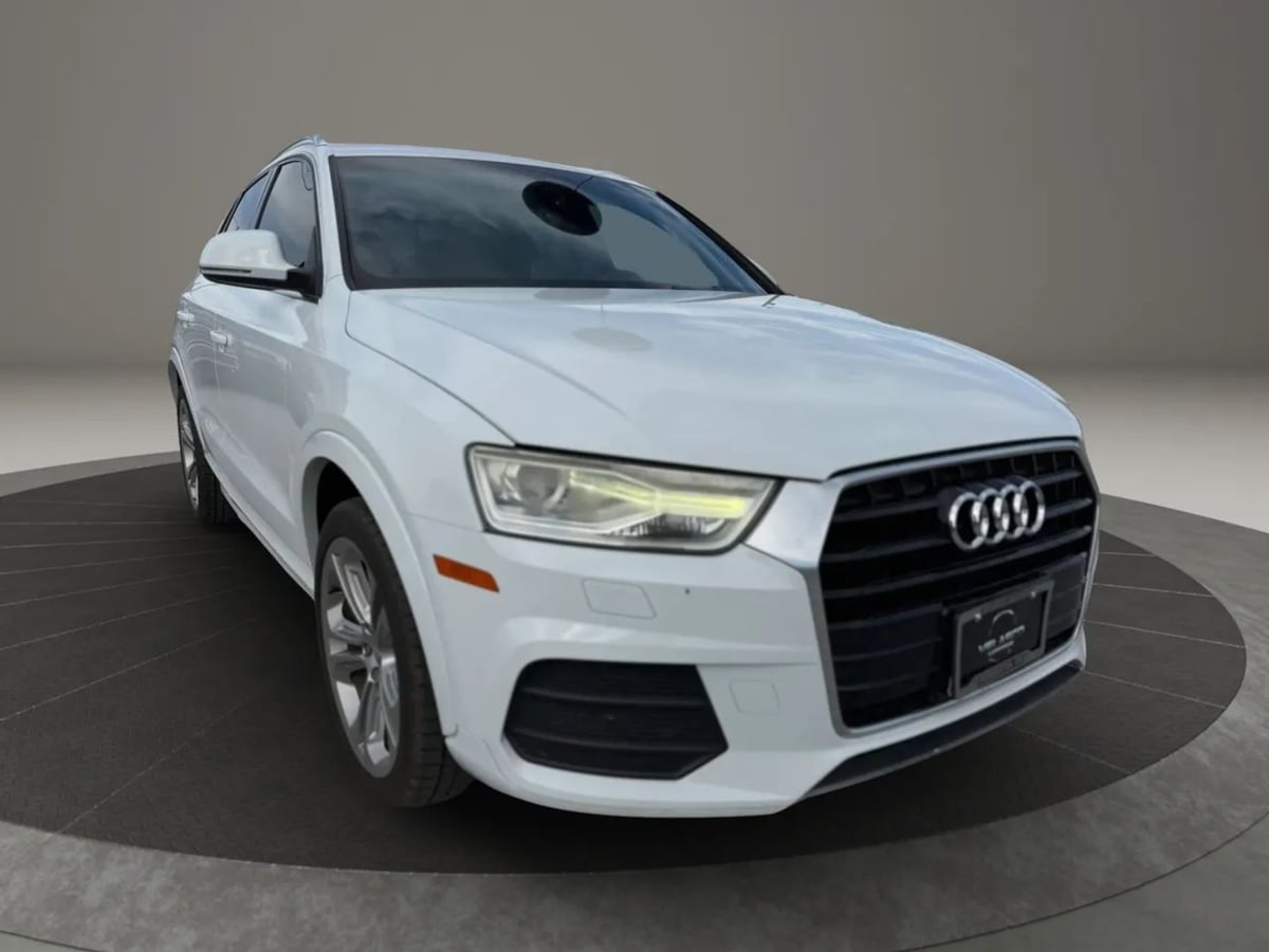 audi q3 2016 WA1BFCFS5GR024831 image audi q3 2016 WA1BFCFS5GR024831 image